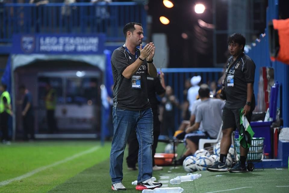 เดนนิส อมาโต้