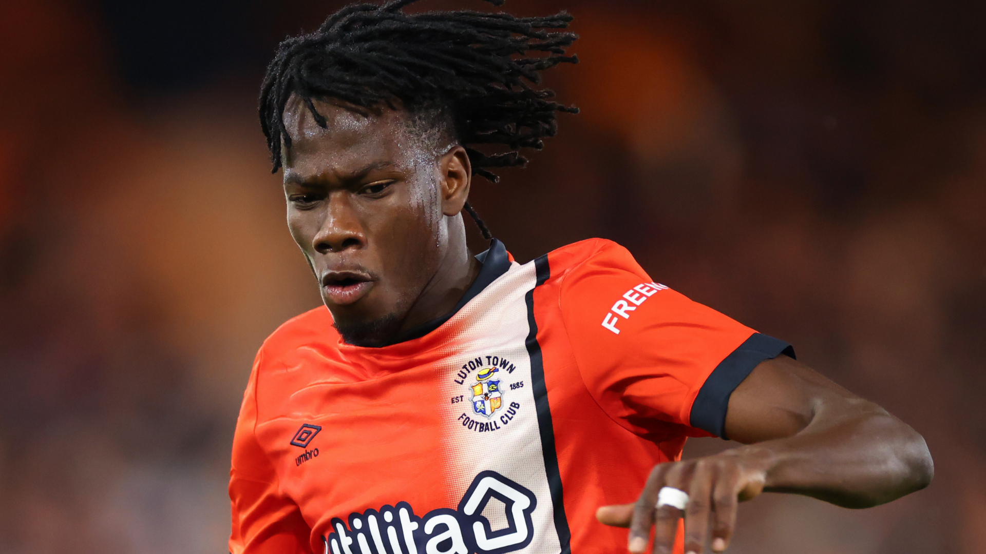 Issa Kabore Luton Wrexham