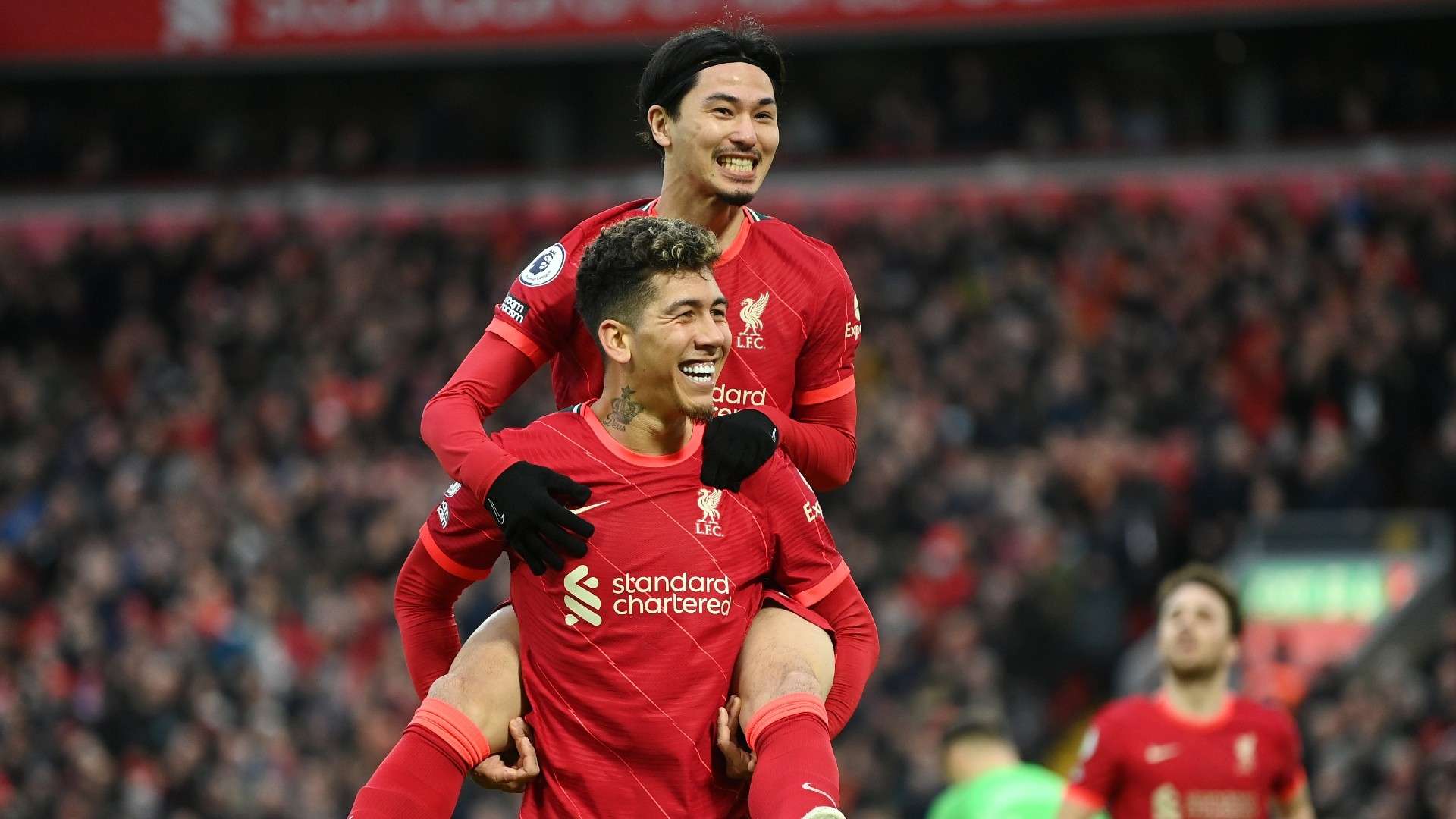 Takumi Minamino Roberto Firmino Liverpool vs Brentford Premier League 2021-22