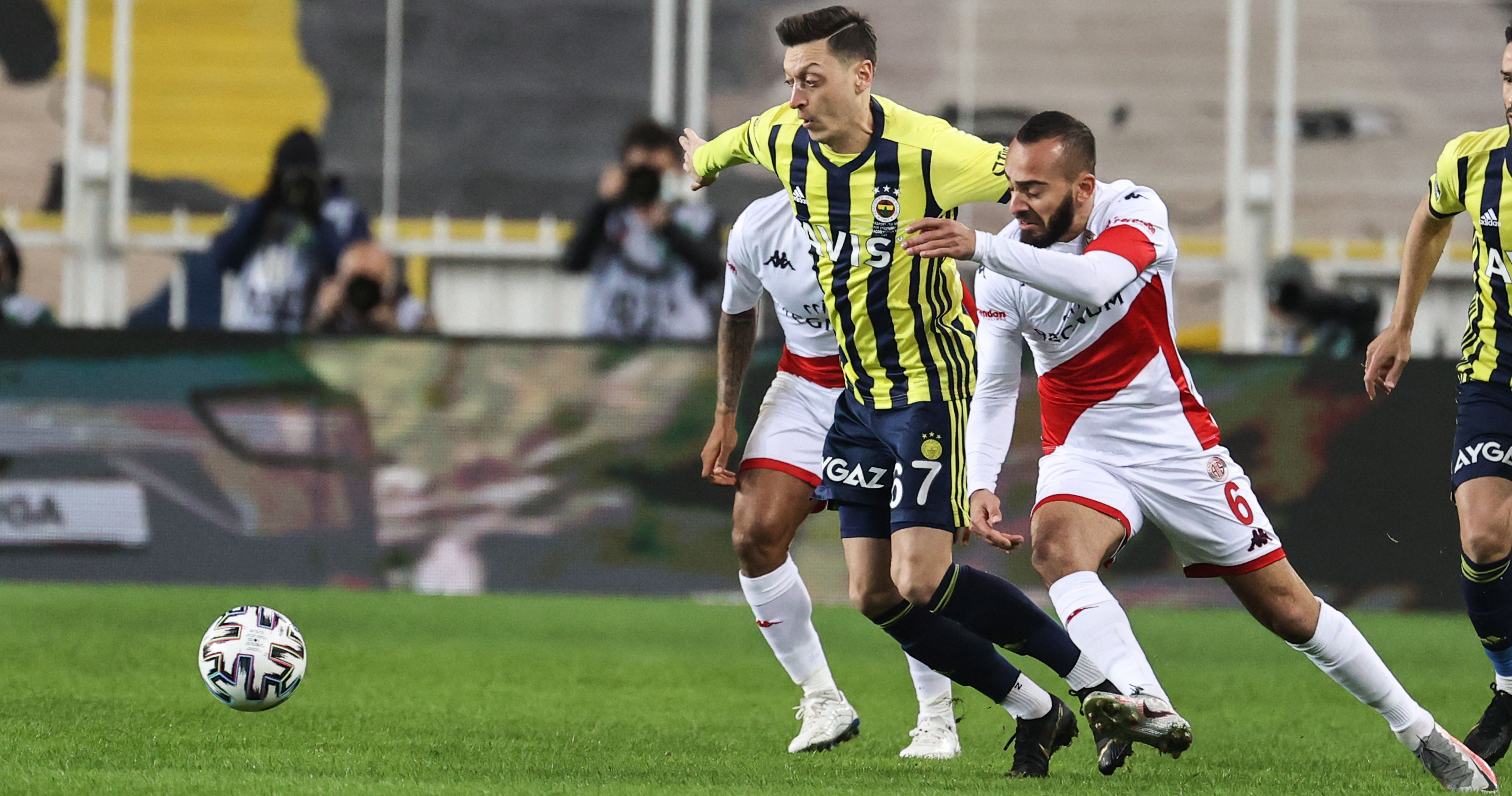 Mesut Ozil Fenerbahce vs. Antalyaspor 03/04/21