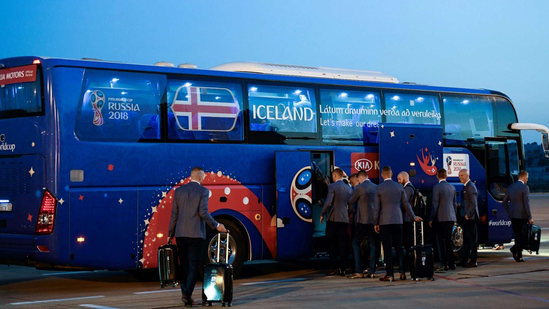 Island Teambus WM 09062018