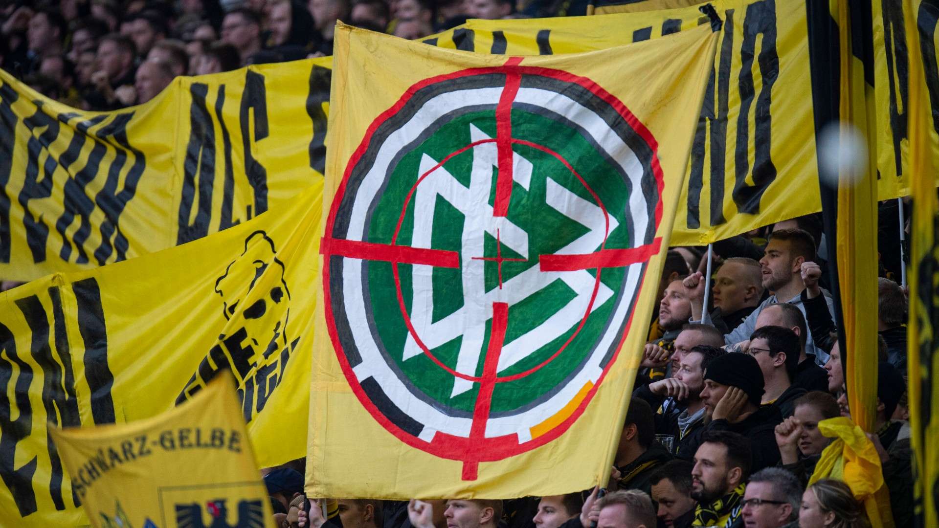 GERMANY ONLY Borussia Dortmund SC Freiburg Bundesliga 2020