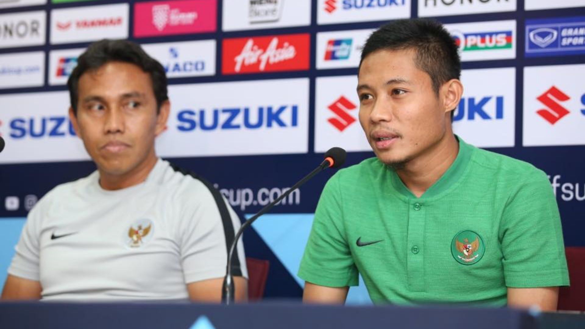 Press con Indonesia - Thailand