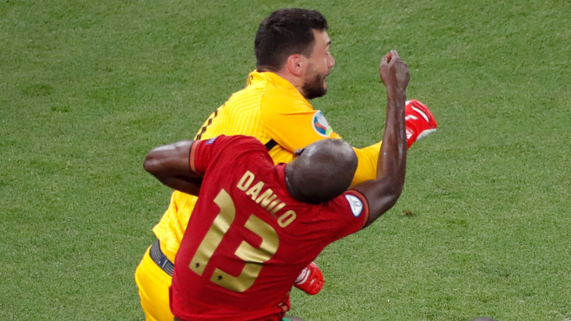 Hugo Lloris & Danilo Pereira - Portugal vs France Euro 2020