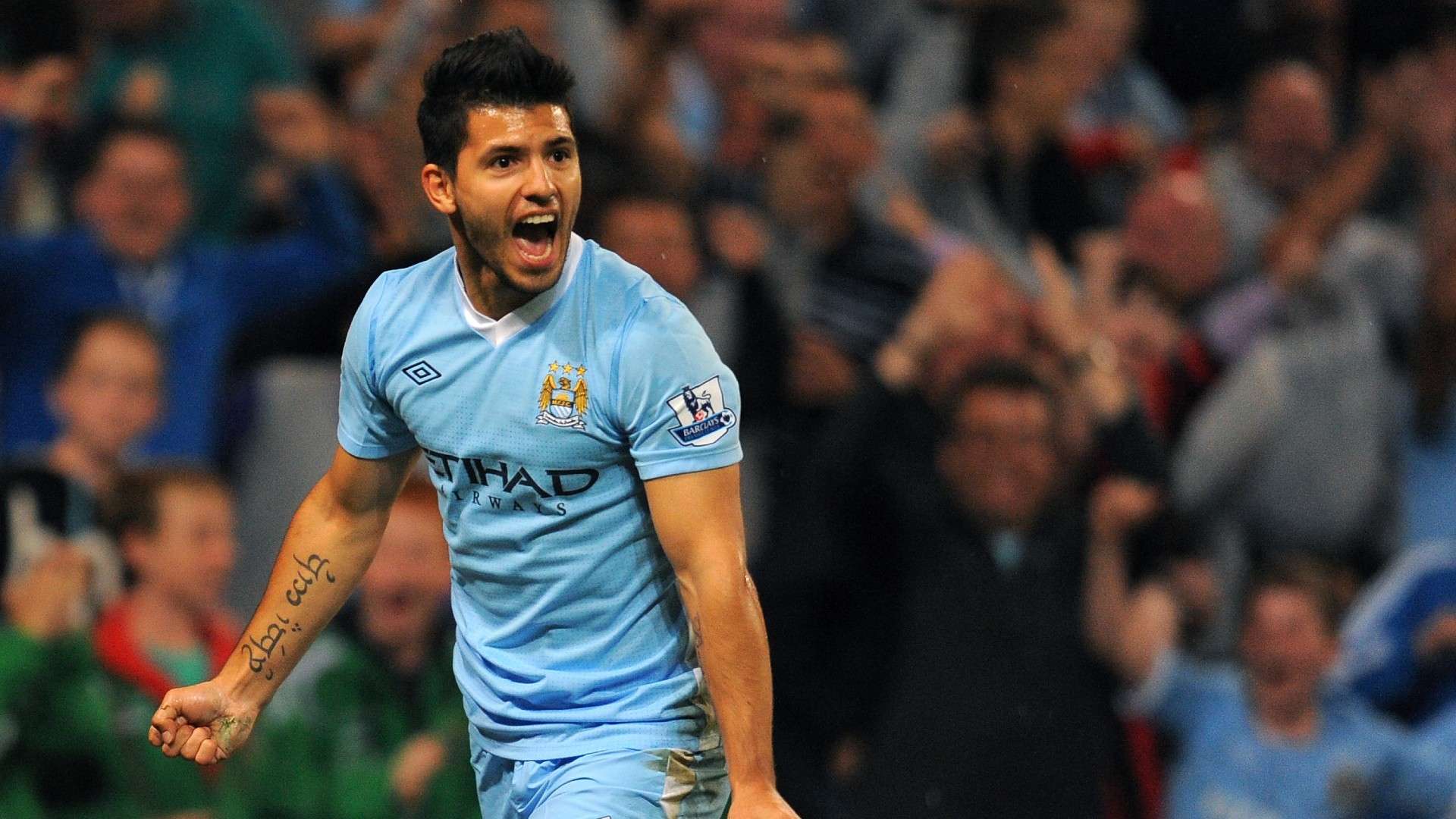 aguero-City-Swansea-2011