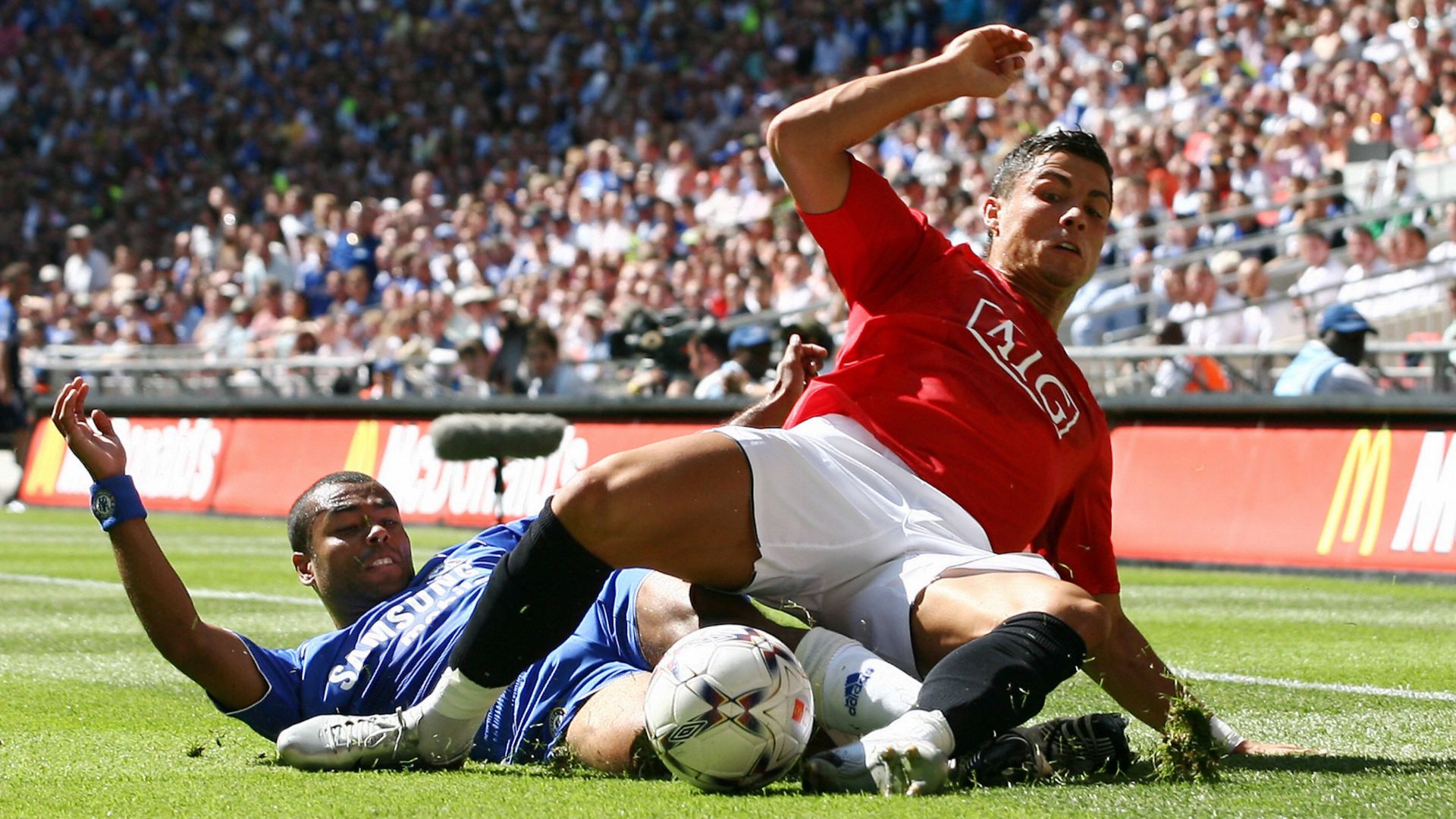 Ashley Cole Cristiano Ronaldo 