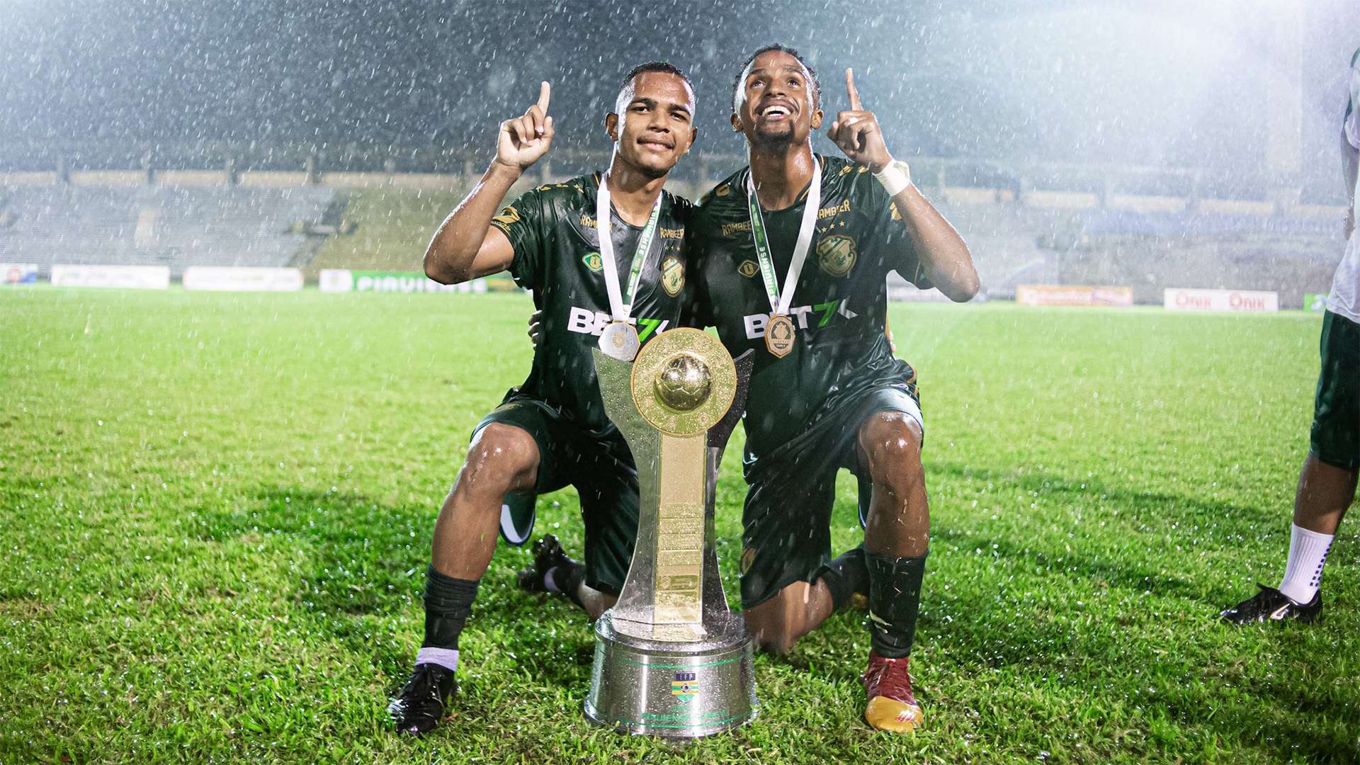 Altos festeja o título do Campeonato Piauiense