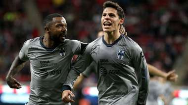 alfonso gonzález monterrey chivas j4 cla17