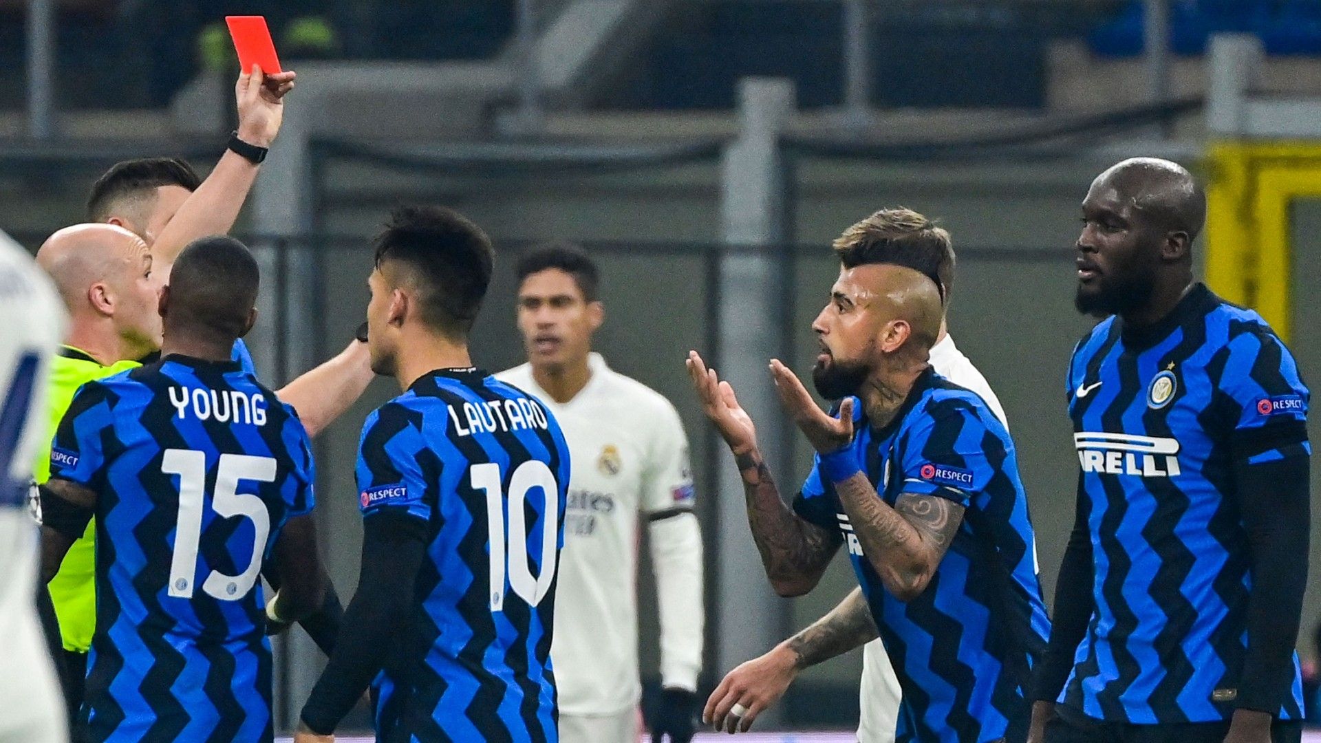 Arturo Vidal - Inter Real Madrid - Champions League 2020/21