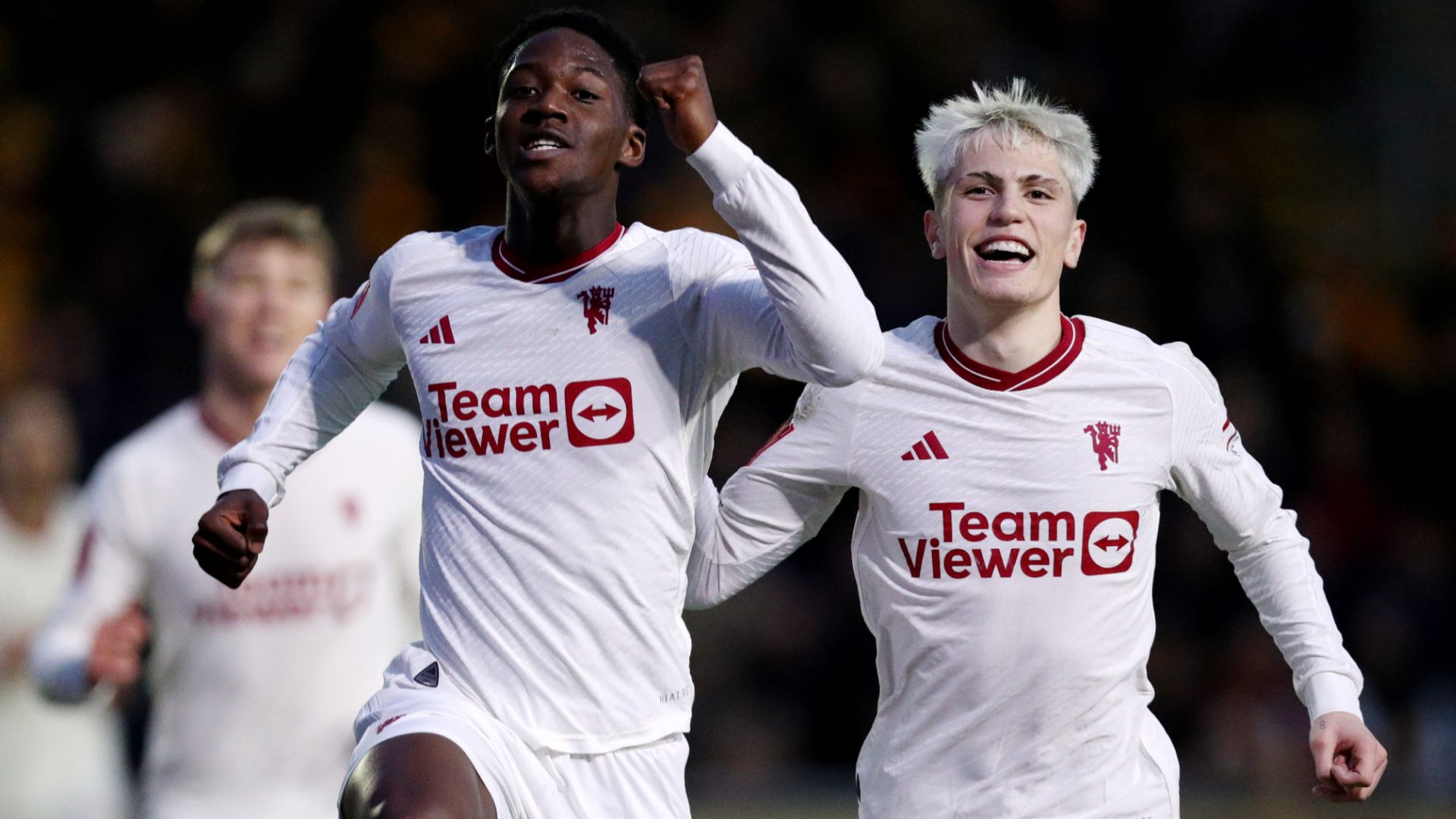 Kobbie Mainoo Alejandro Garnacho Man Utd 2023-24