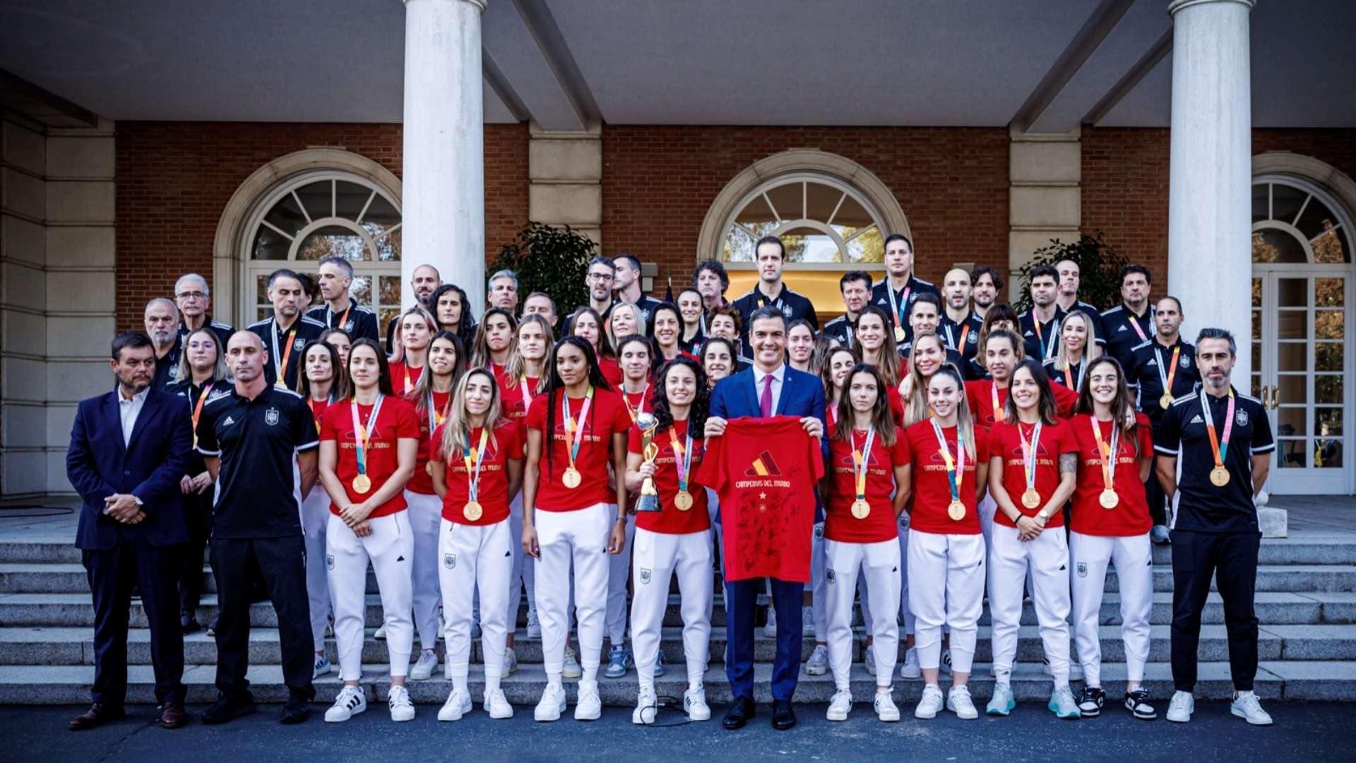 Recepción selección femenina