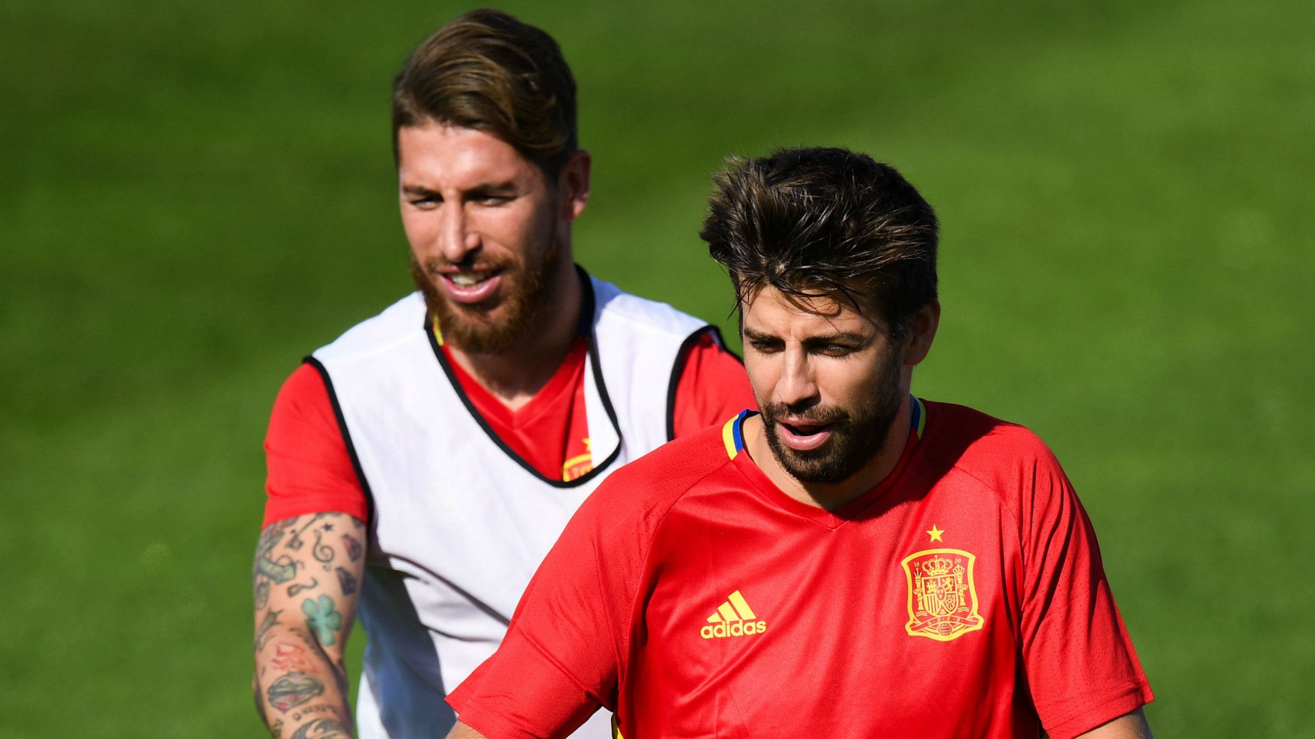 Sergio Ramos Gerard Pique Spain