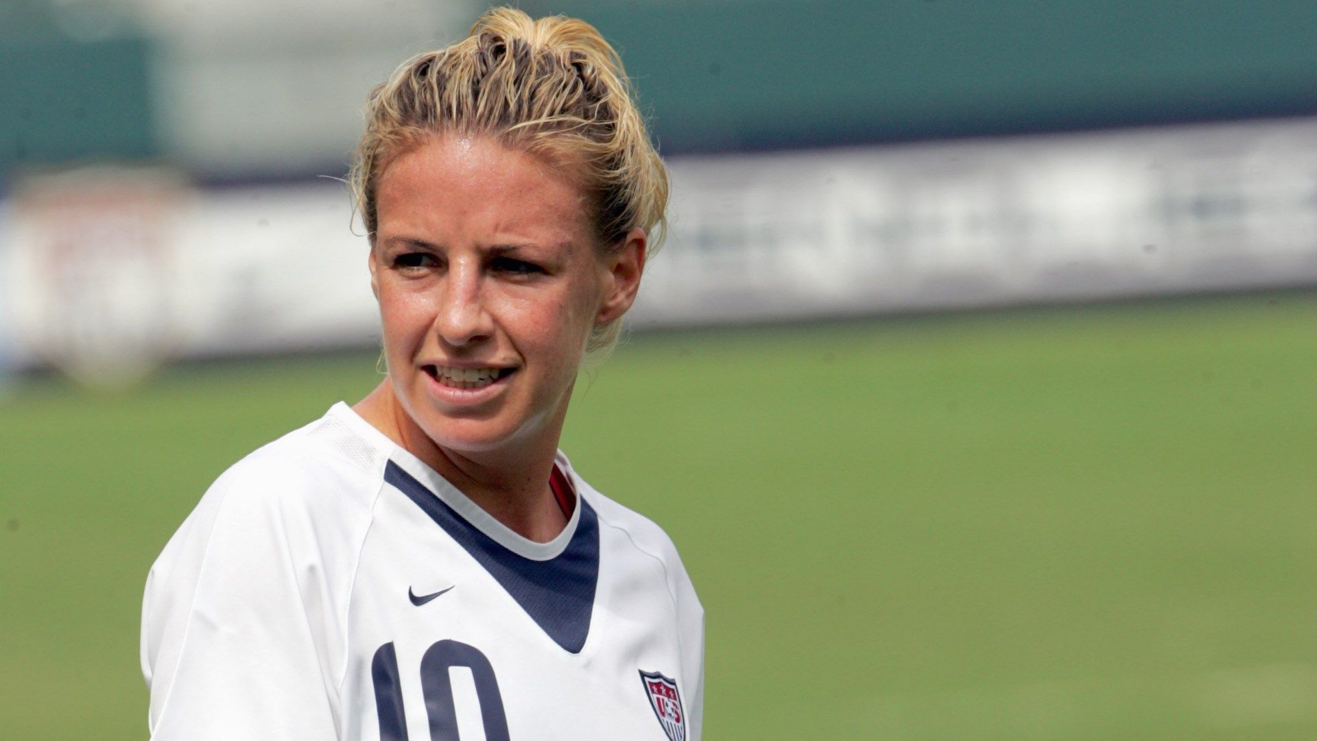 Aly Wagner USWNT 2006