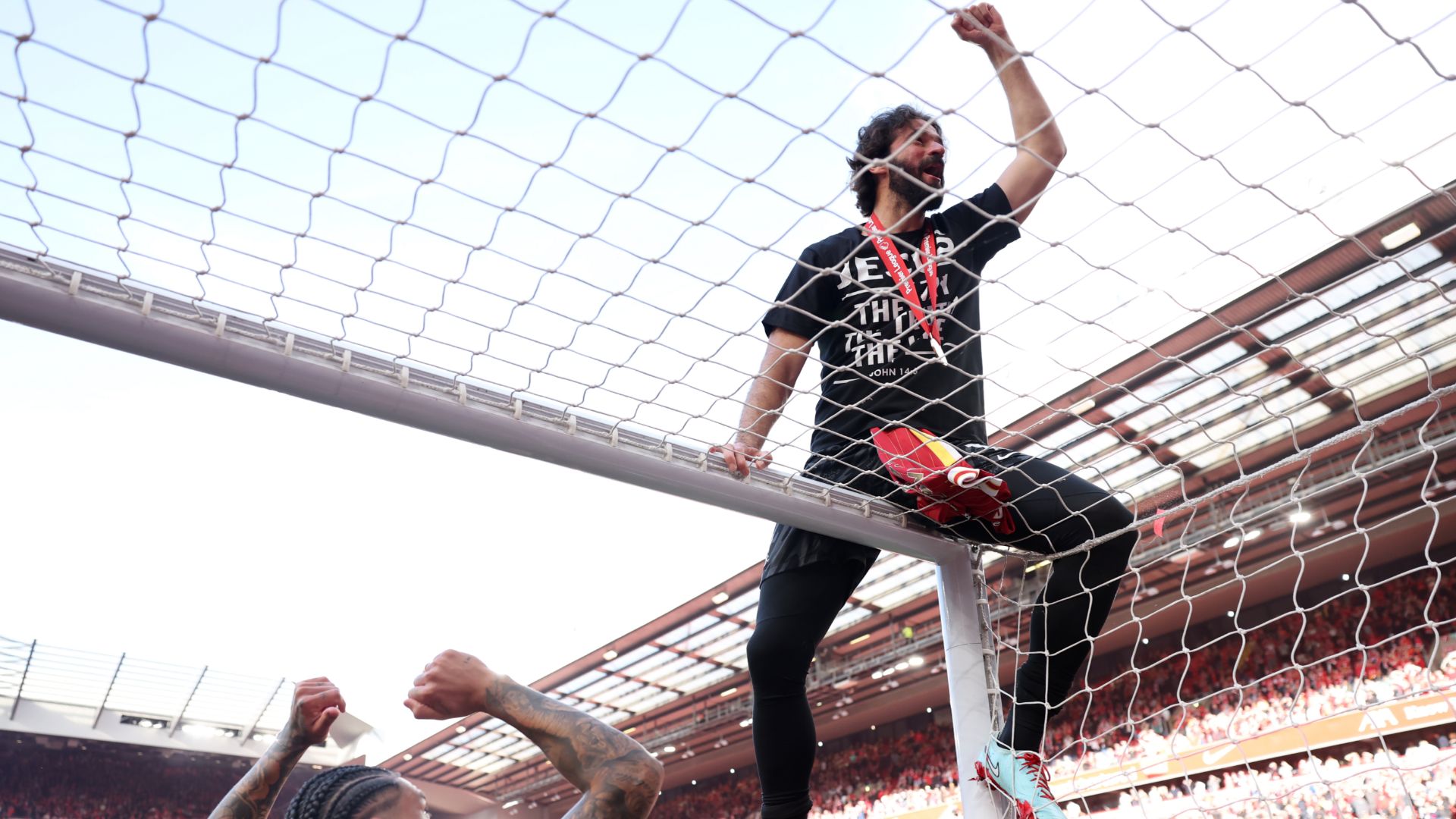 Alisson Liverpool 2024-25