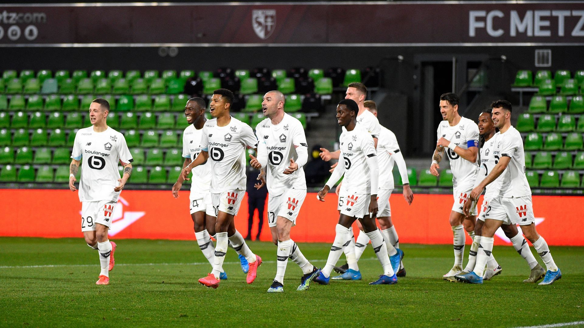 Lille celebrate Metz vs Lille 04.09.2021