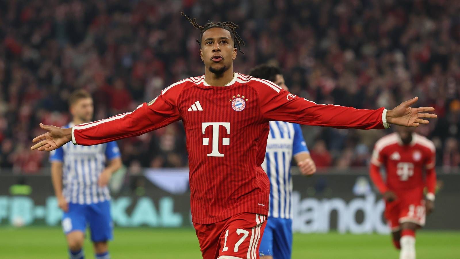 Michael Olise Bayern Jubel