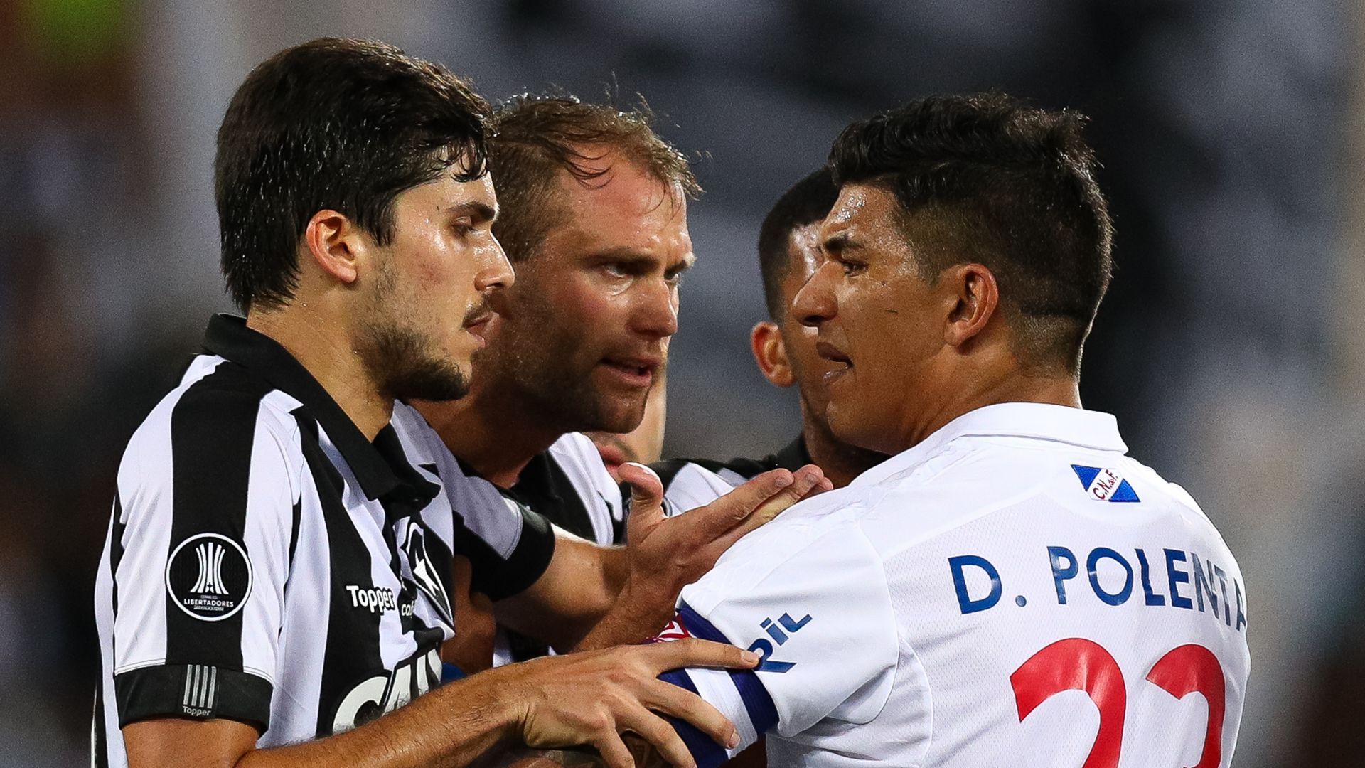Joel Carli Diego Polenta Igor Rabello Botafogo Nacional Montevideo Libertadores 10082017