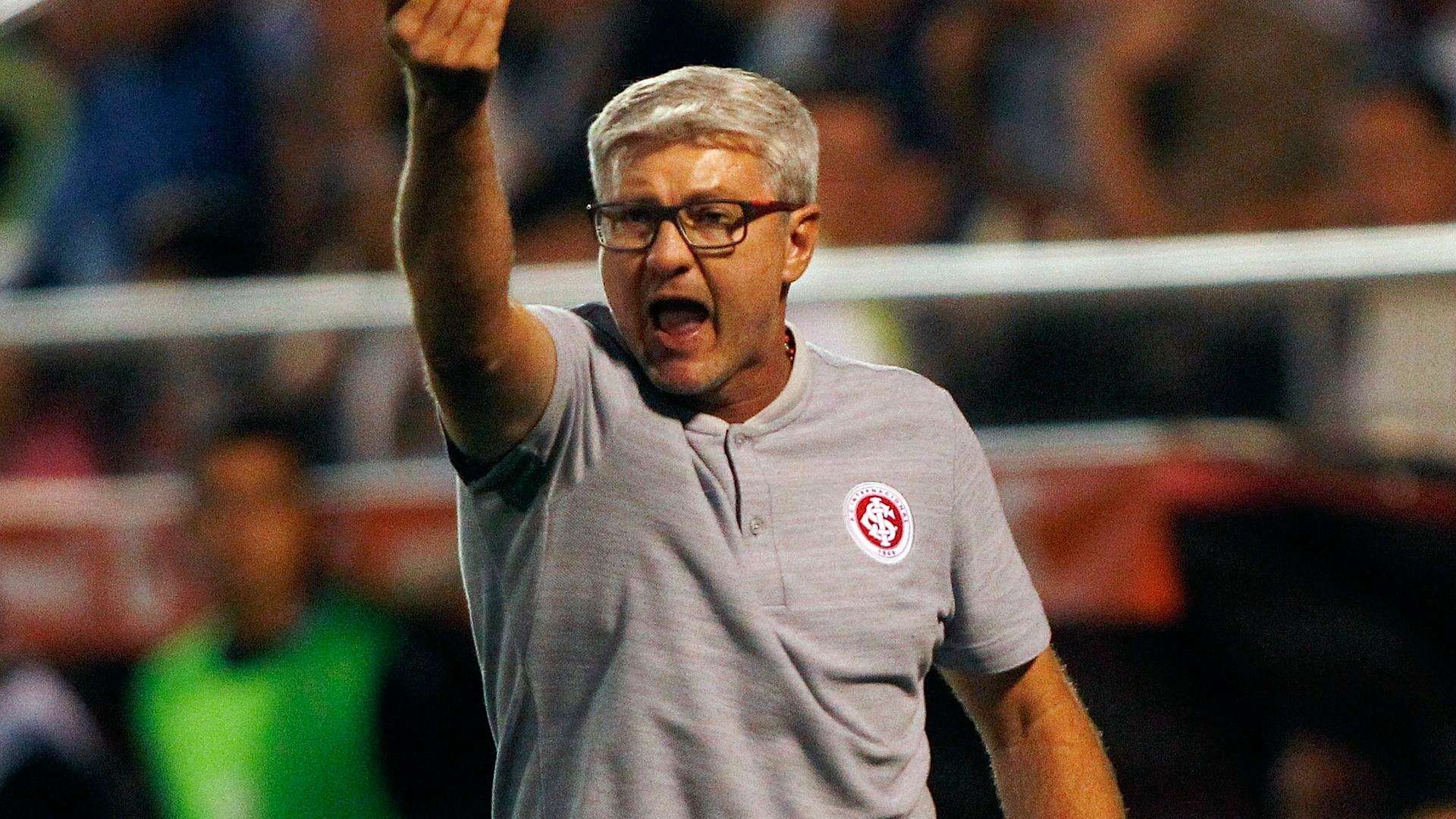 Odair Hellmann Palestino Internacional Copa Libertadores 06032019