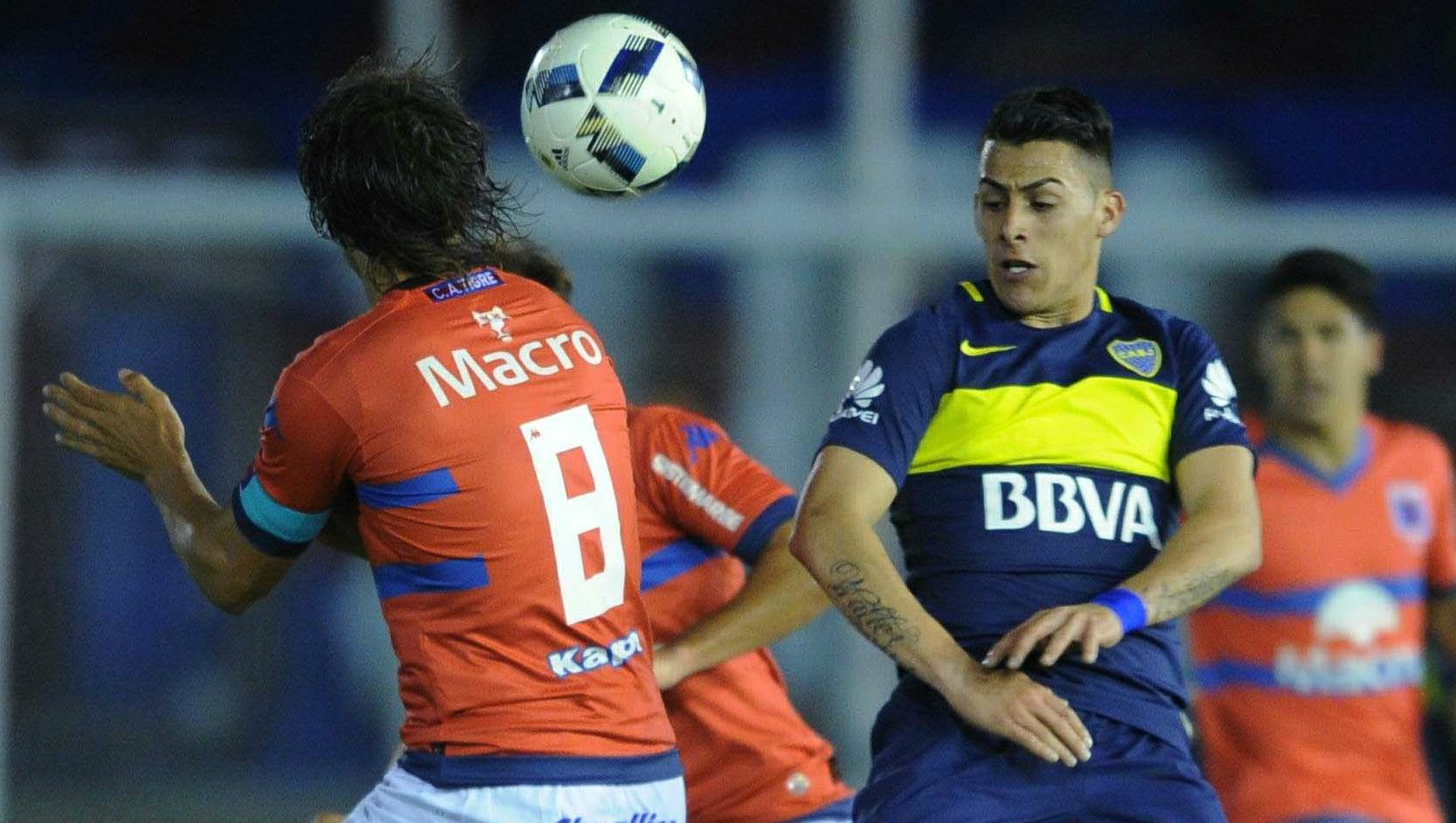 Martin Galmarini Cristian Pavon Tigre Boca Juniors Campeonato de Primera Division 02102016