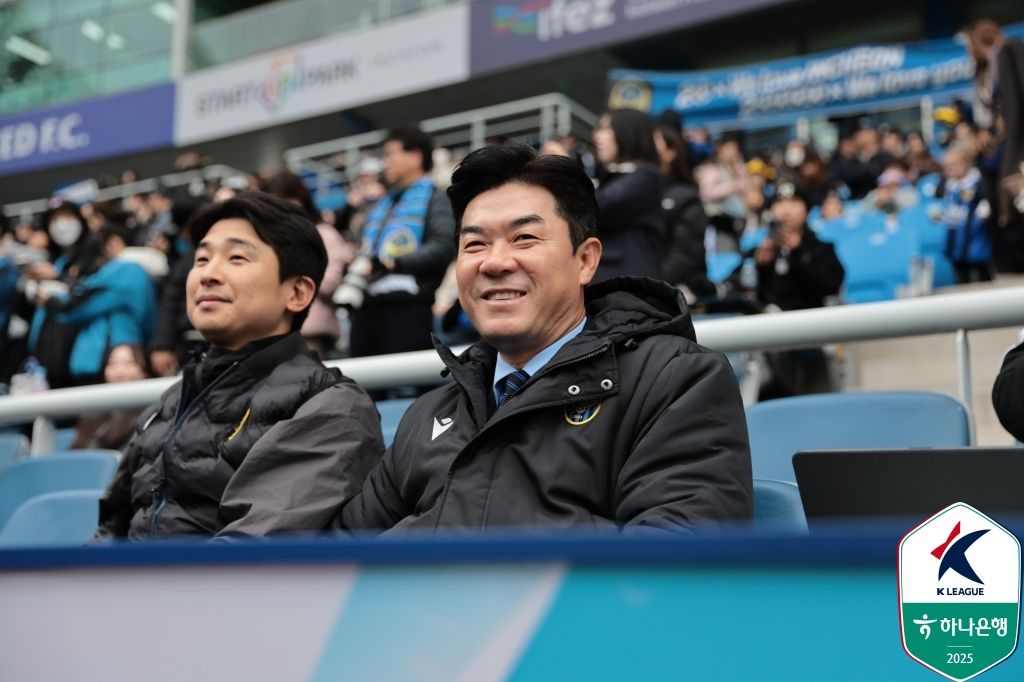 인천유나이티드 윤정환 감독