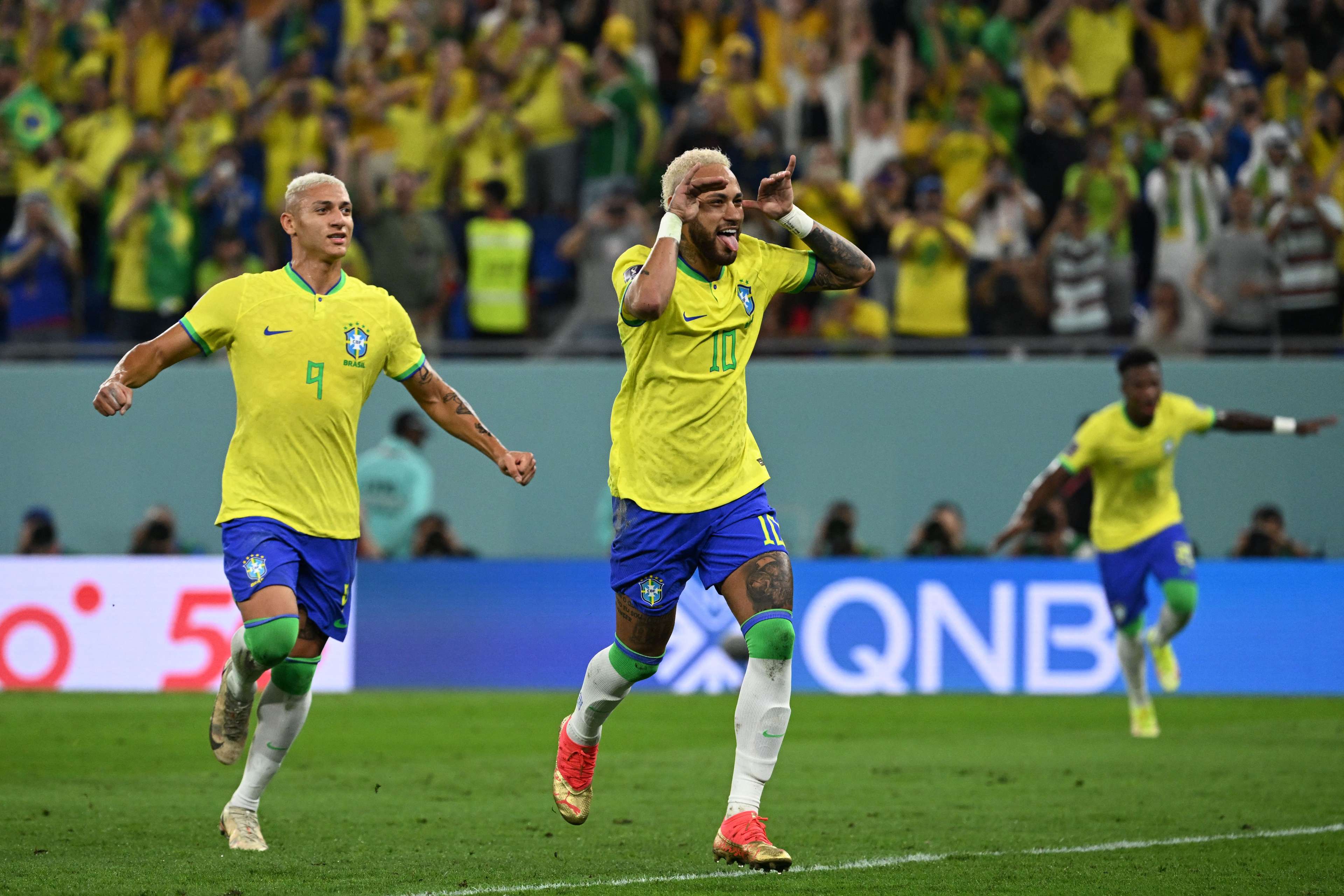 Neymar Richarlison Brazil South Korea 2022