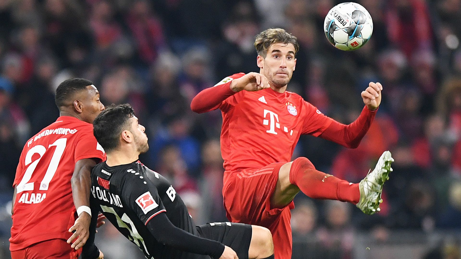 JAVI MARTINEZ BAYERN MÜNCHEN BUNDESLIGA 30112019