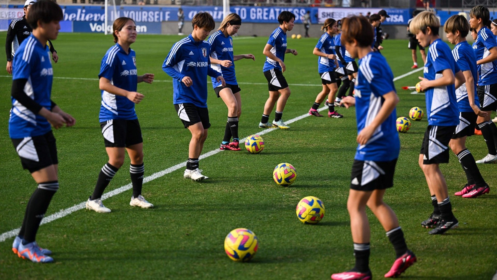 Japan Women warming up training