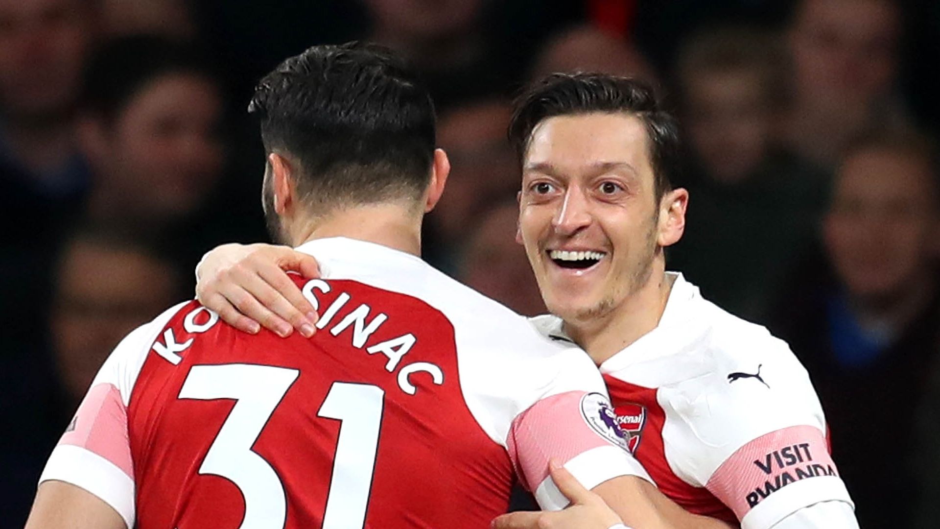 Sead Kolasinac, Mesut Ozil, Arsenal 2018-19