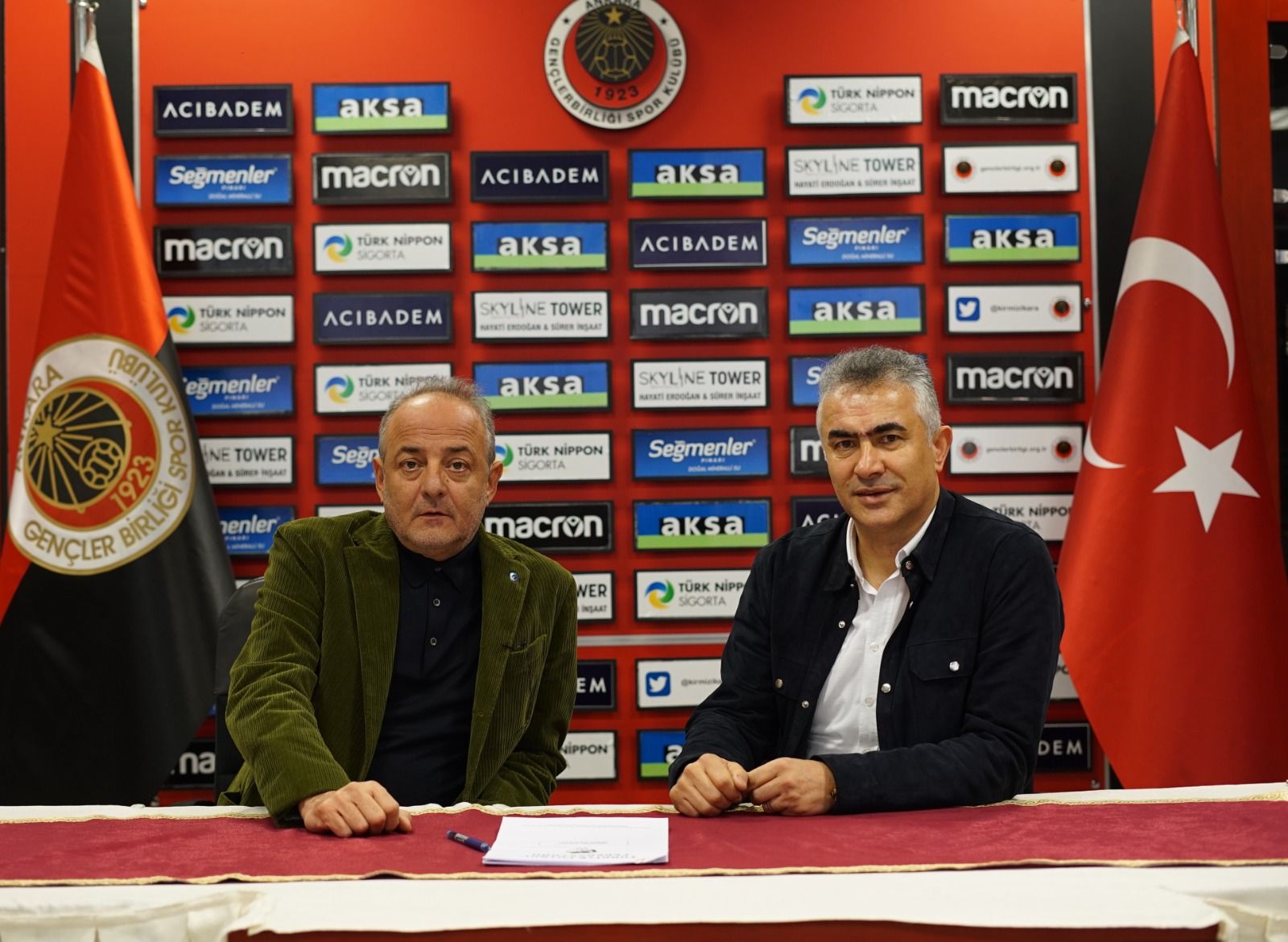 Mehmet Altıparmak Genclerbirligi imza toreni