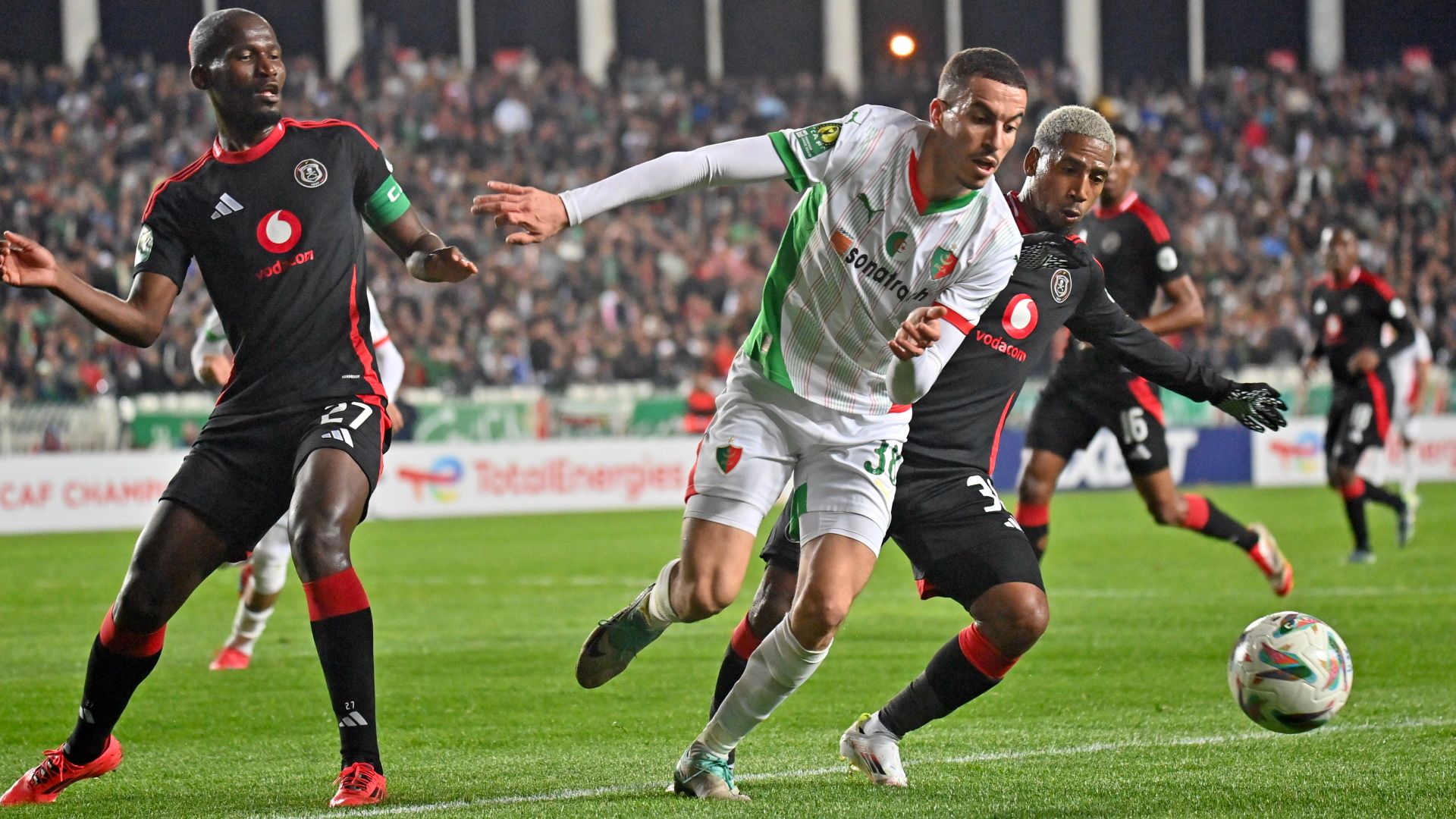 MC Alger coach Ben Yahia reveals why he was afraid of Bucs before Caf  Champions League meeting - 'Someone warned me about Orlando Pirates' |  Goal.com South Africa