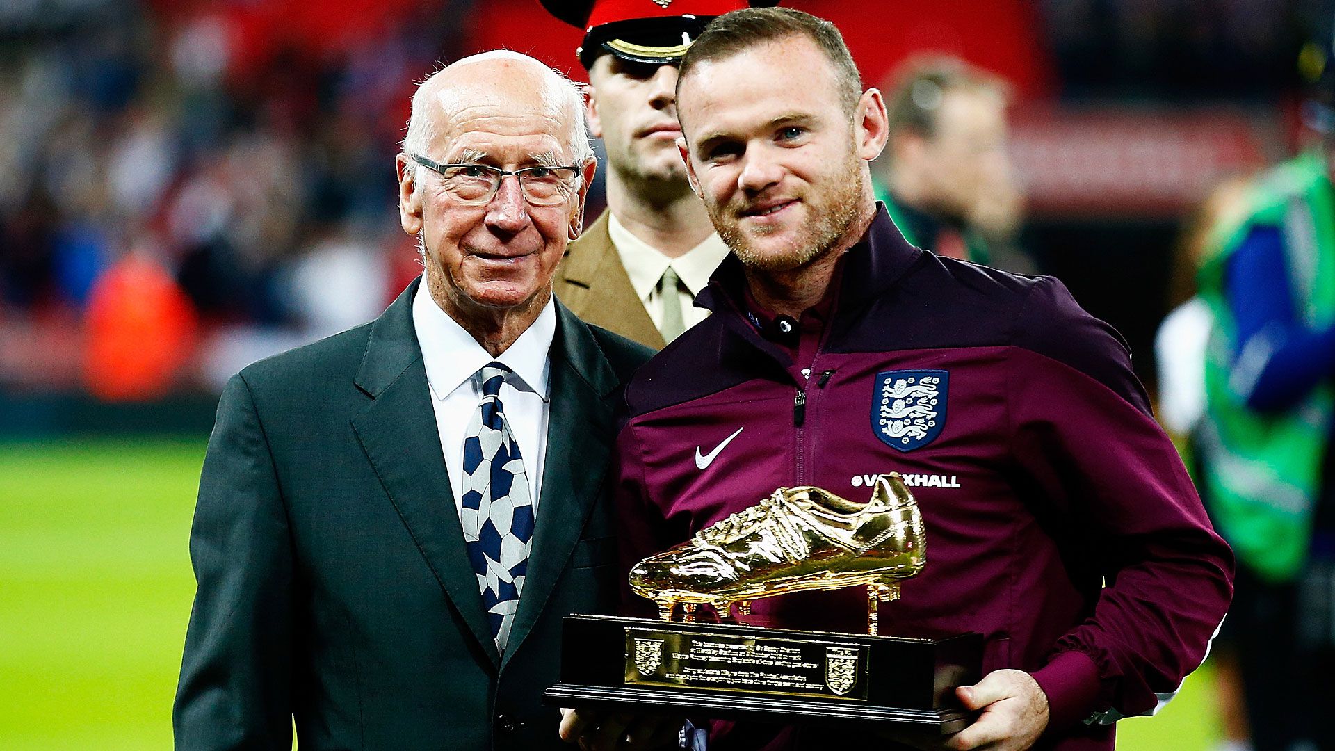 Sir Bobby Charlton Wayne Rooney England 09102015