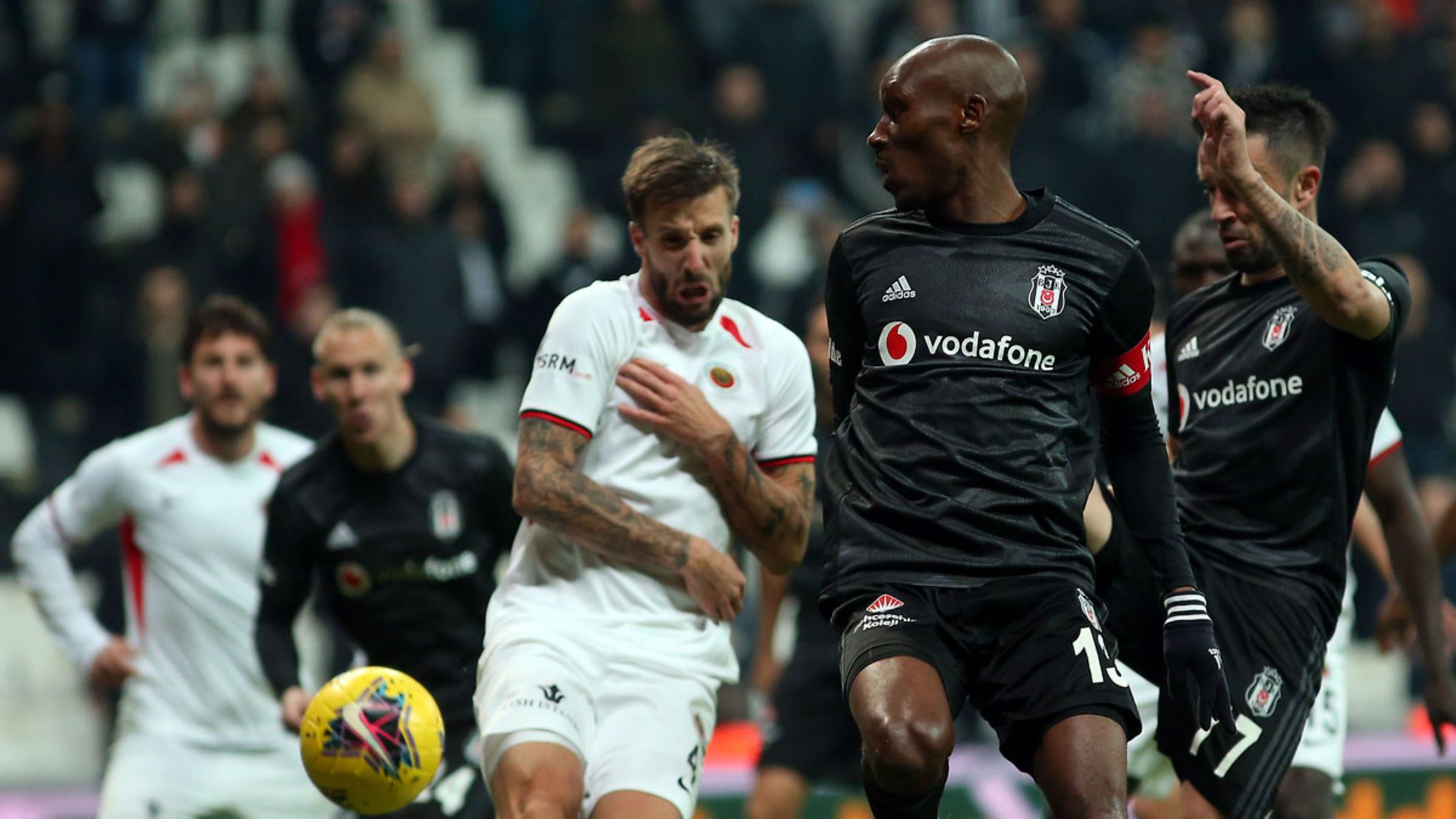 Besiktas v Genclerbirligi 12272019