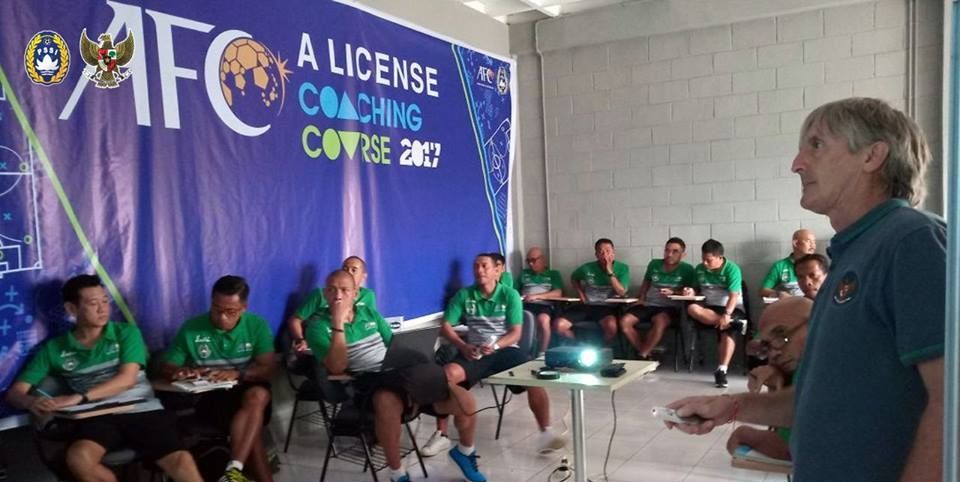 Miguel Gandia - Kursus Pelatih Lisensi A AFC