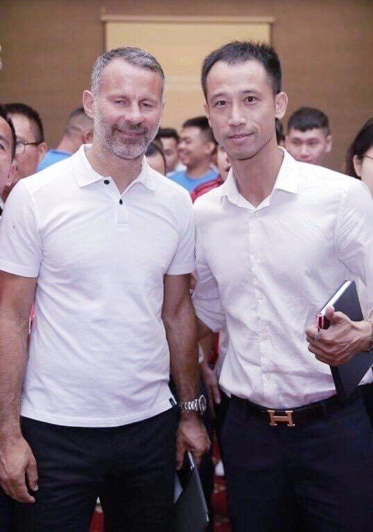 Vu Nhu Thanh vs Ryan Giggs