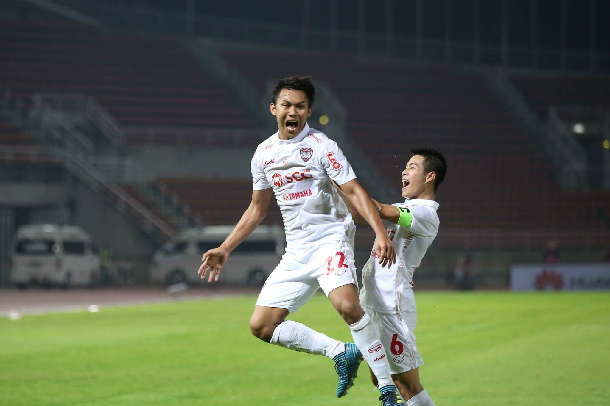 เจนรบ สำเภาดี