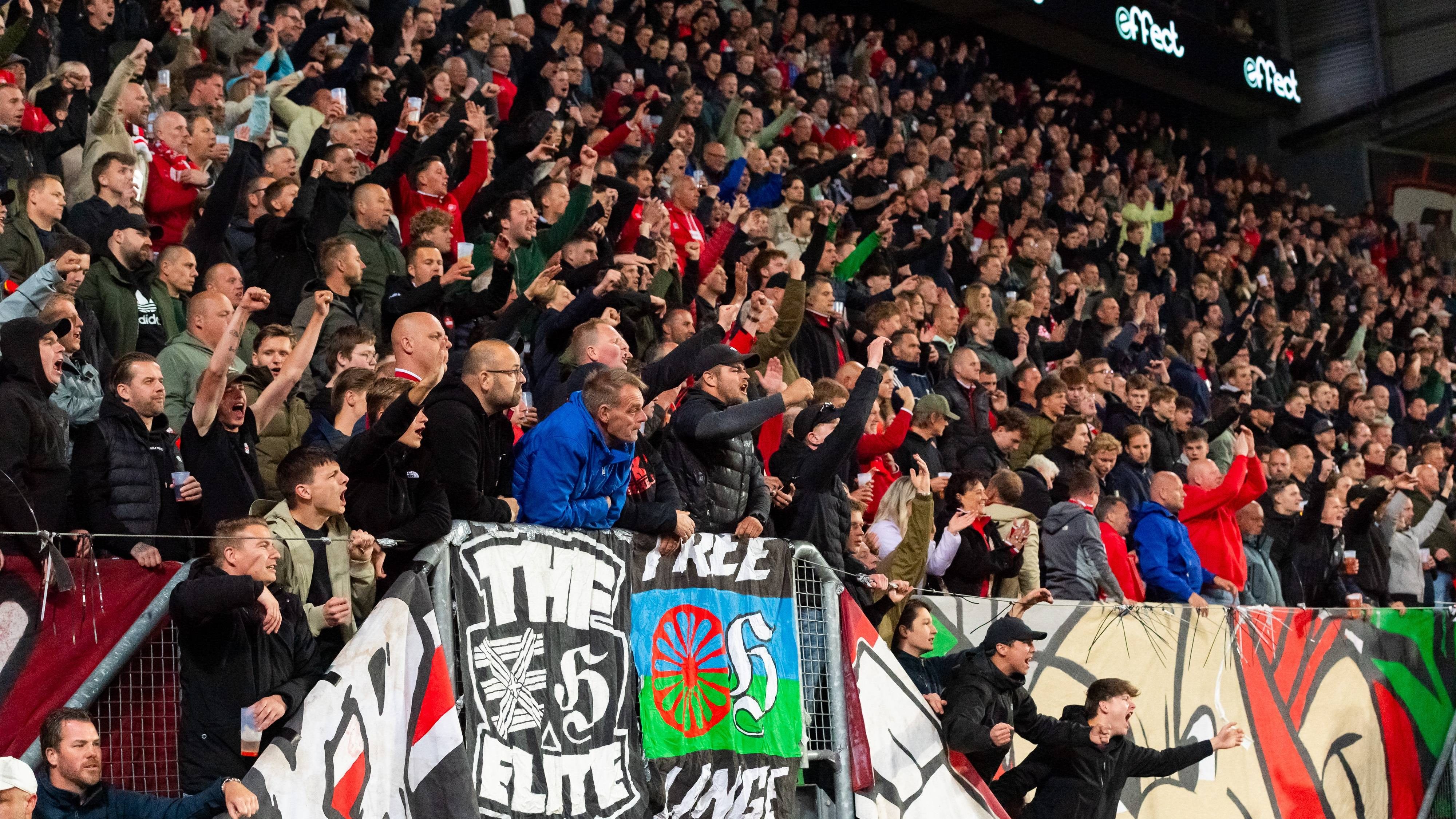 Torcedores do FC Twente viajam para Leeuwarden apesar de proibição do SC Cambuur