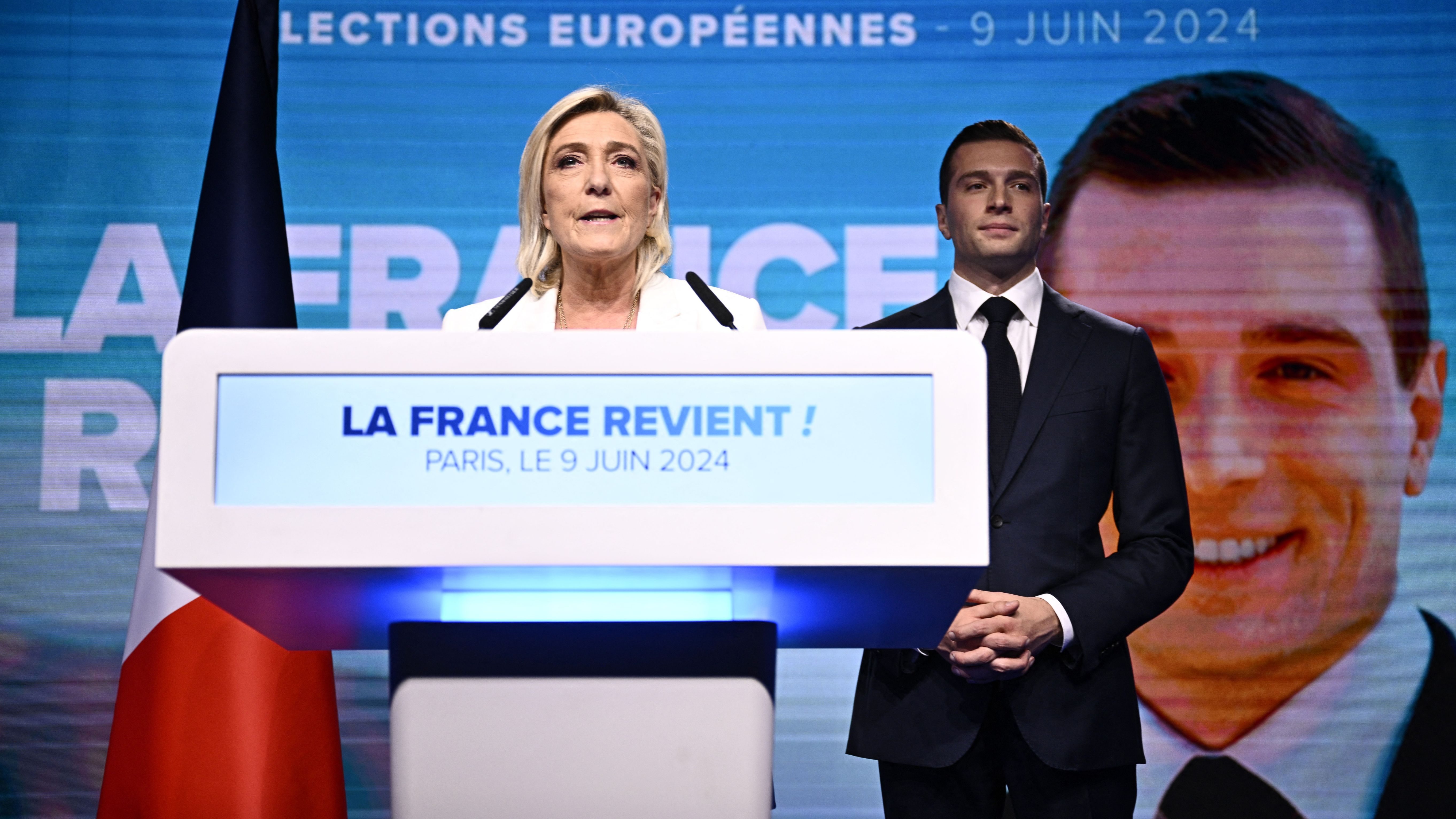 Marine Le Pen Jordan Bardella RN France