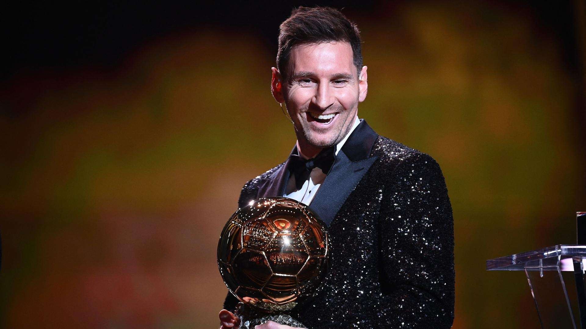 Lionel Messi vence a Bola de Ouro de 2021 da France Football