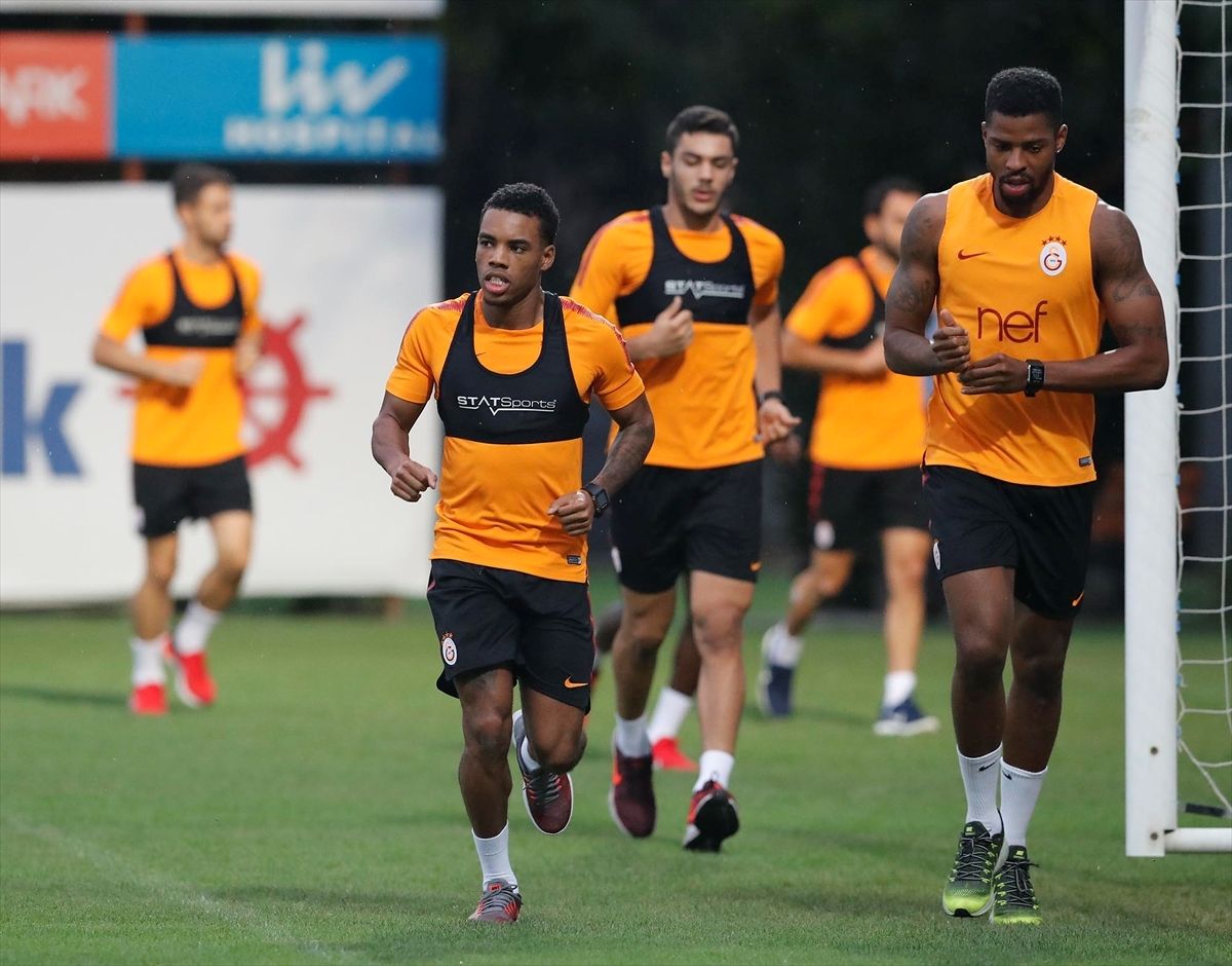 Garry Rodrigues Ryan Donk Galatasaray Training