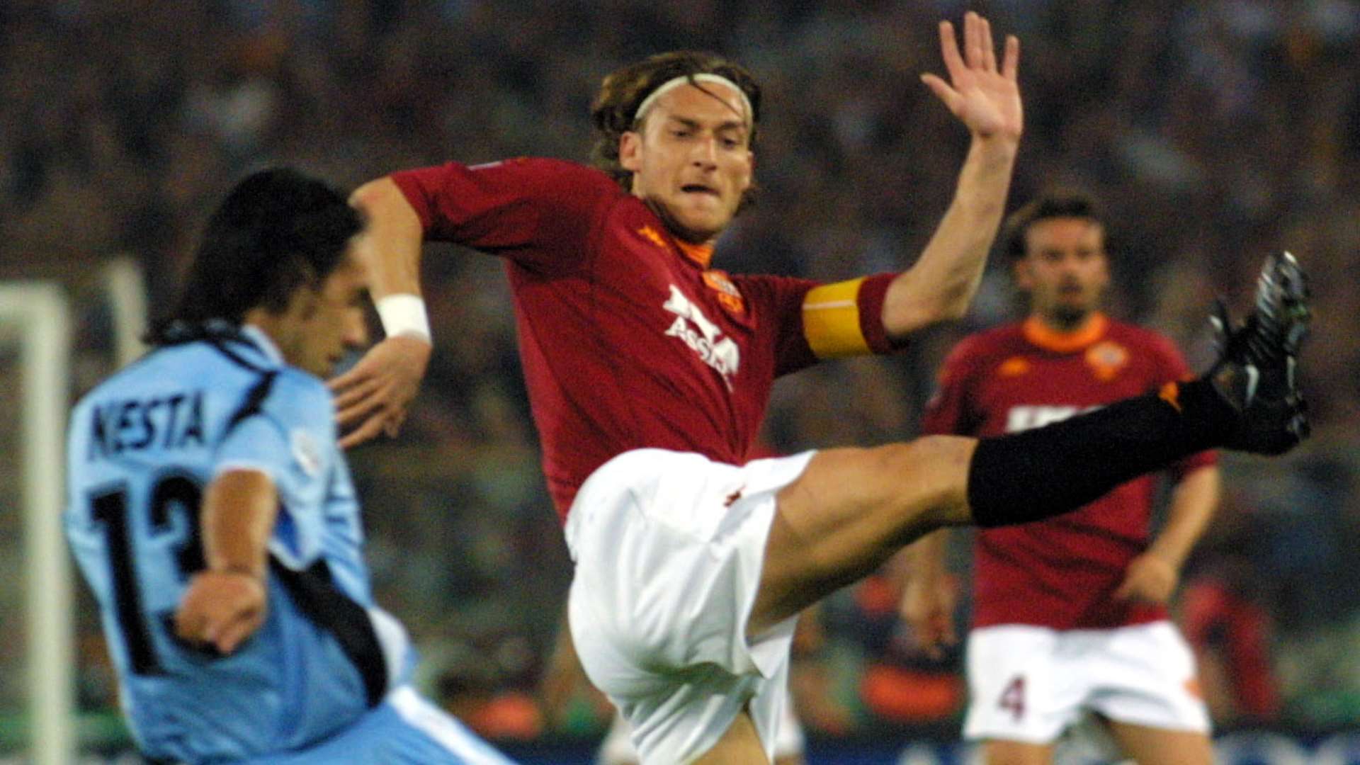 2018-10-01-2001-totti-nesta