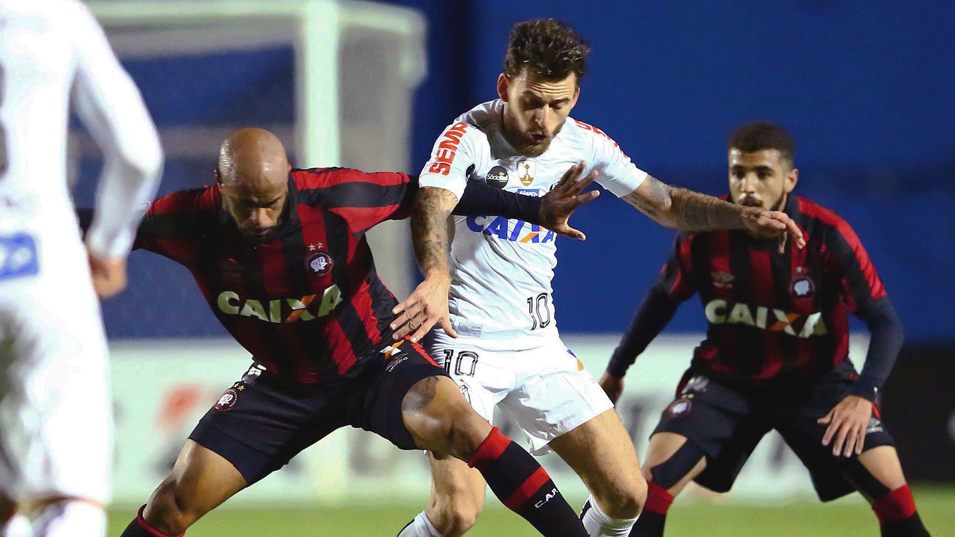 Thiago Heleno Lucas Lima Atletico-PR Santos Libertadores 05072017