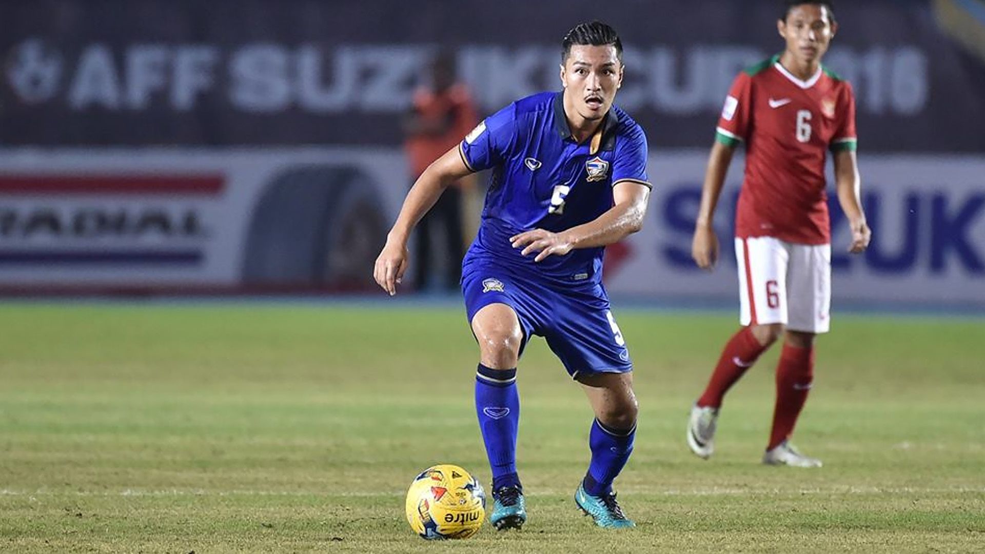 5 อดิศร พรหมรักษ์