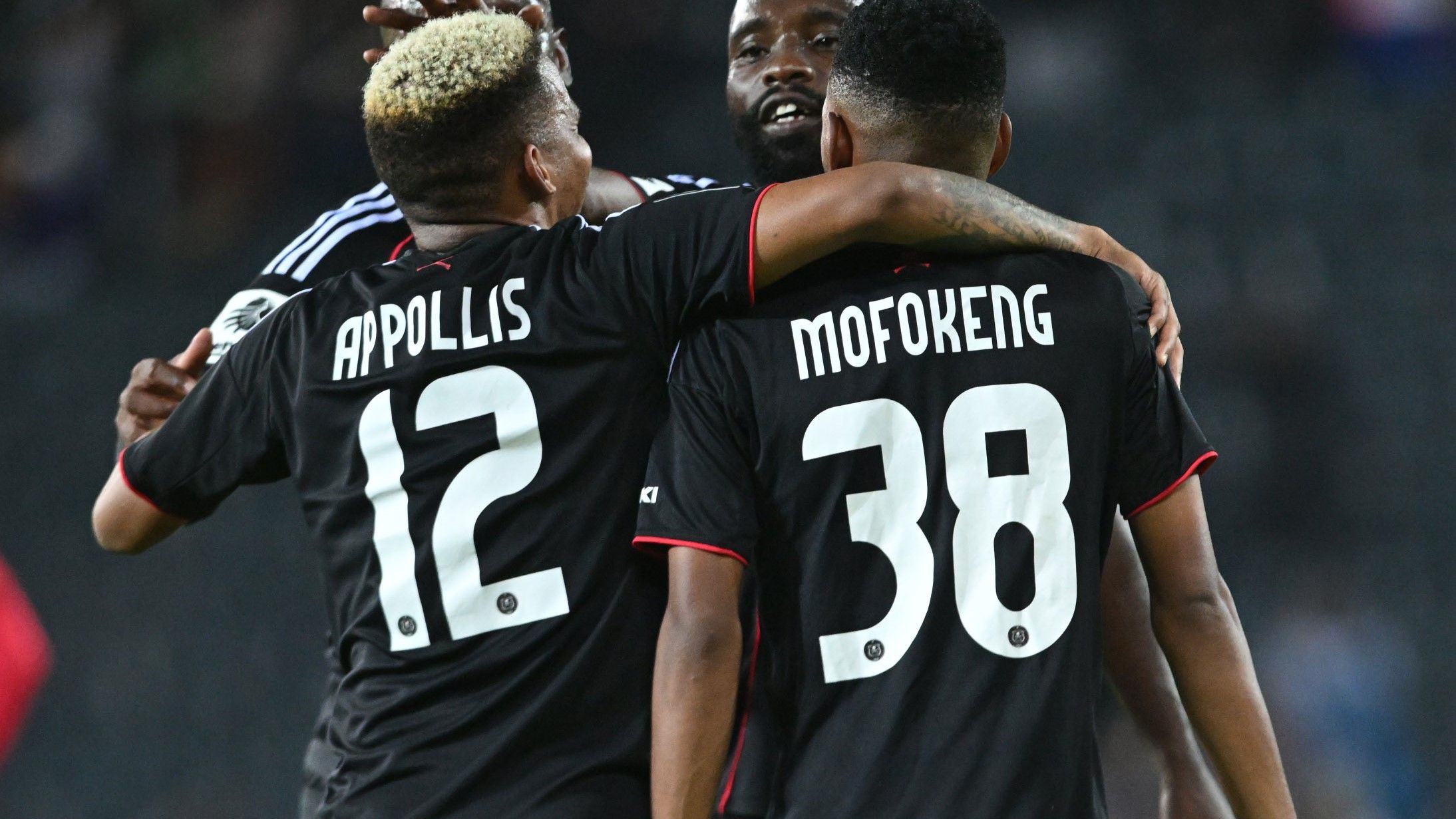 Relebohile Mofokeng, Oswin Appollis, Orlando Pirates, November 2025