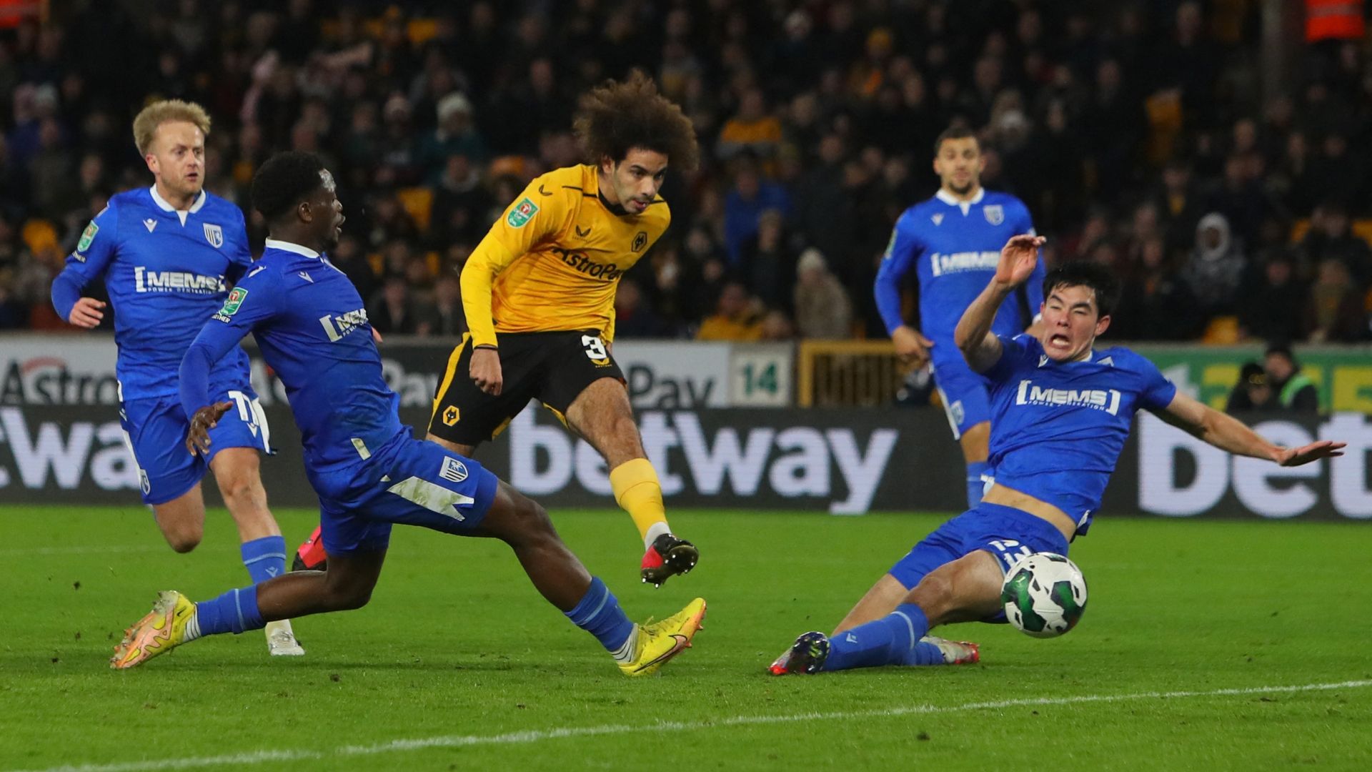 Elkan Baggott vs Wolves