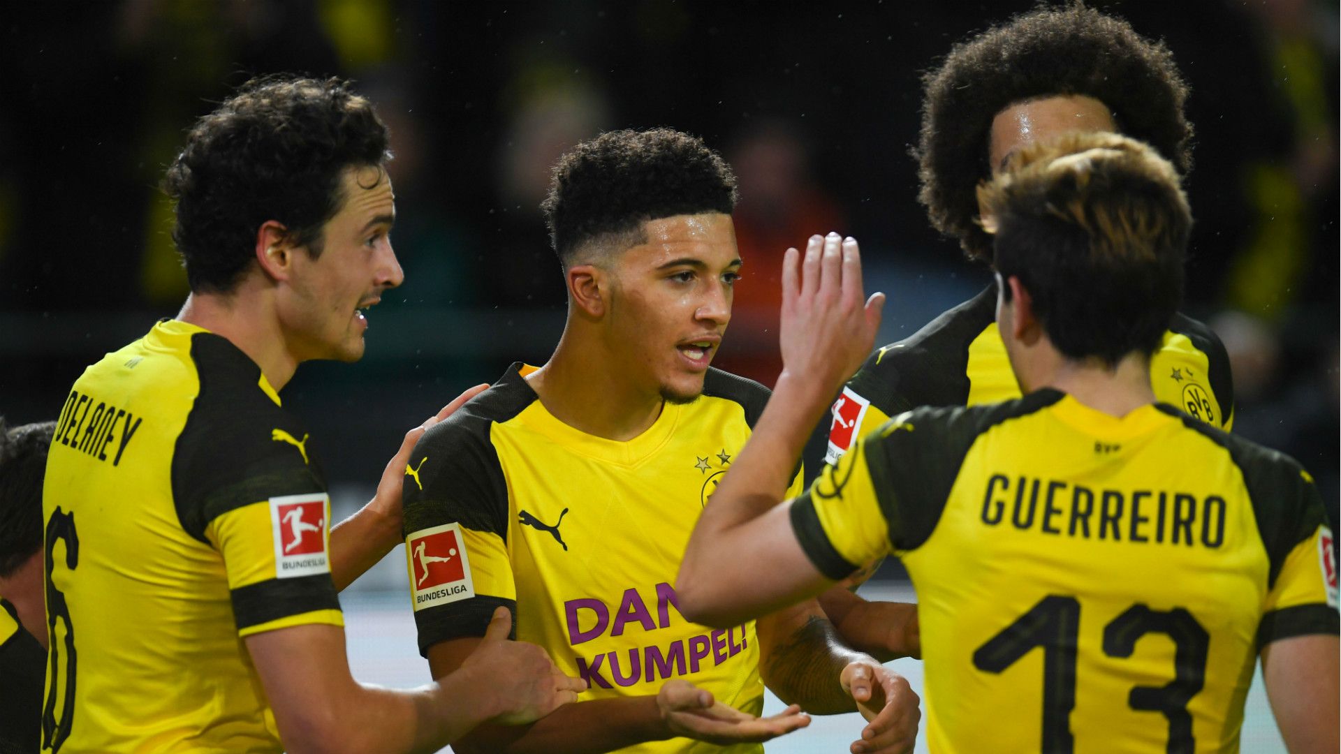 Jadon Sancho Thomas Delaney Borussia Dortmund