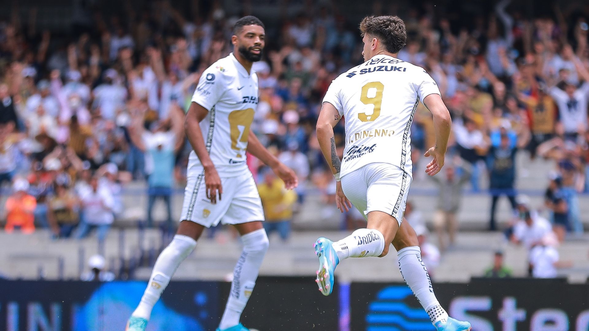 Pumas vs Pachuca Clausura 2022: festejo de Dinenno