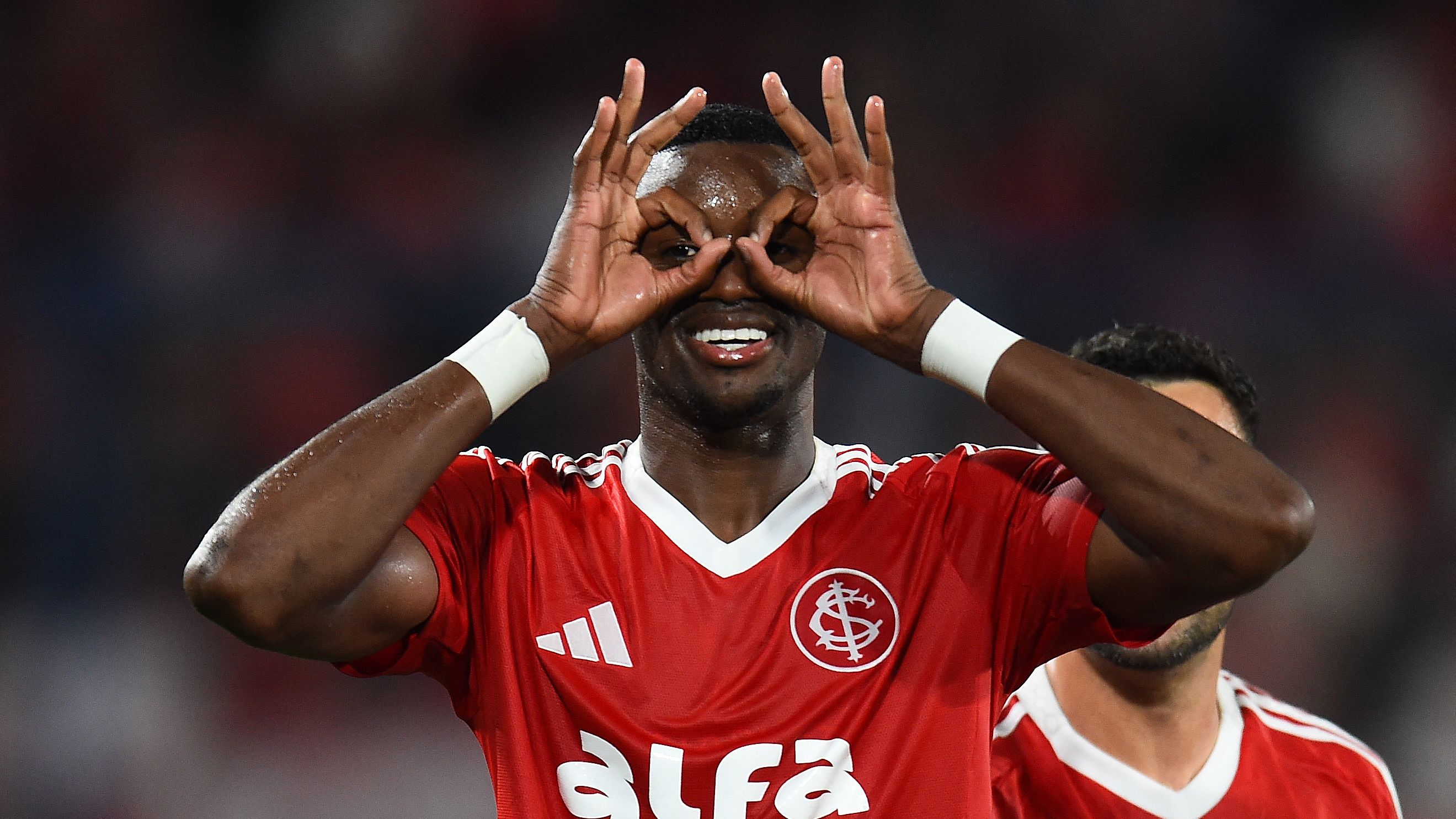 Ricardo Mathias Internacional