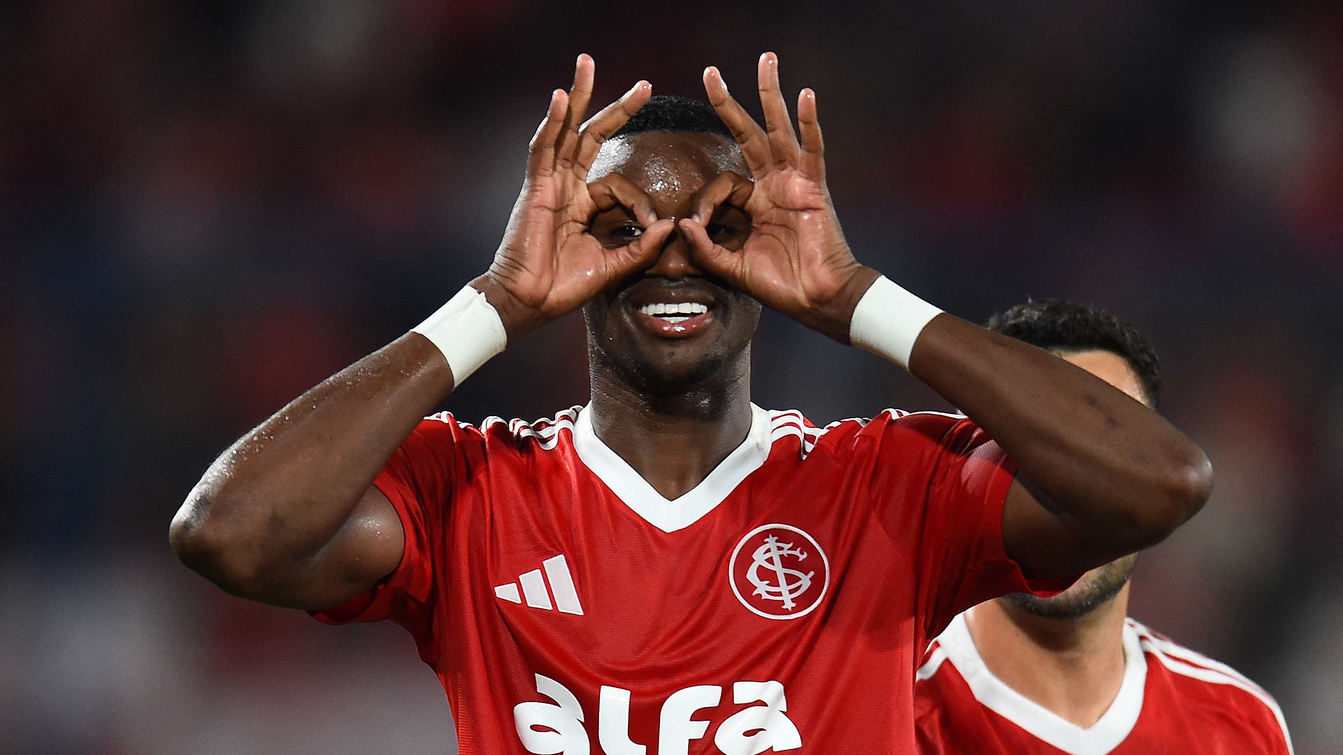 Ricardo Mathias Internacional