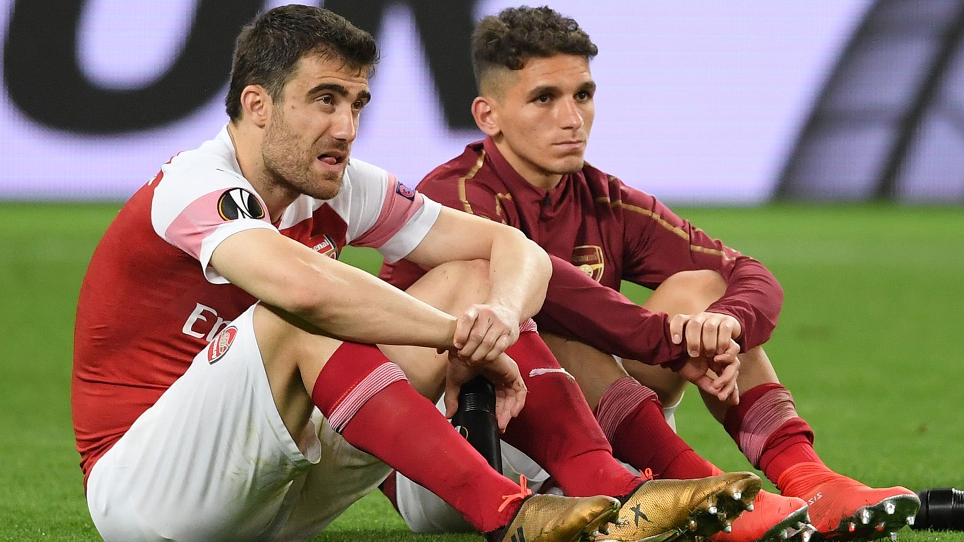 Sokratis Papastathopoulos Lucas Torreira Arsenal 2019