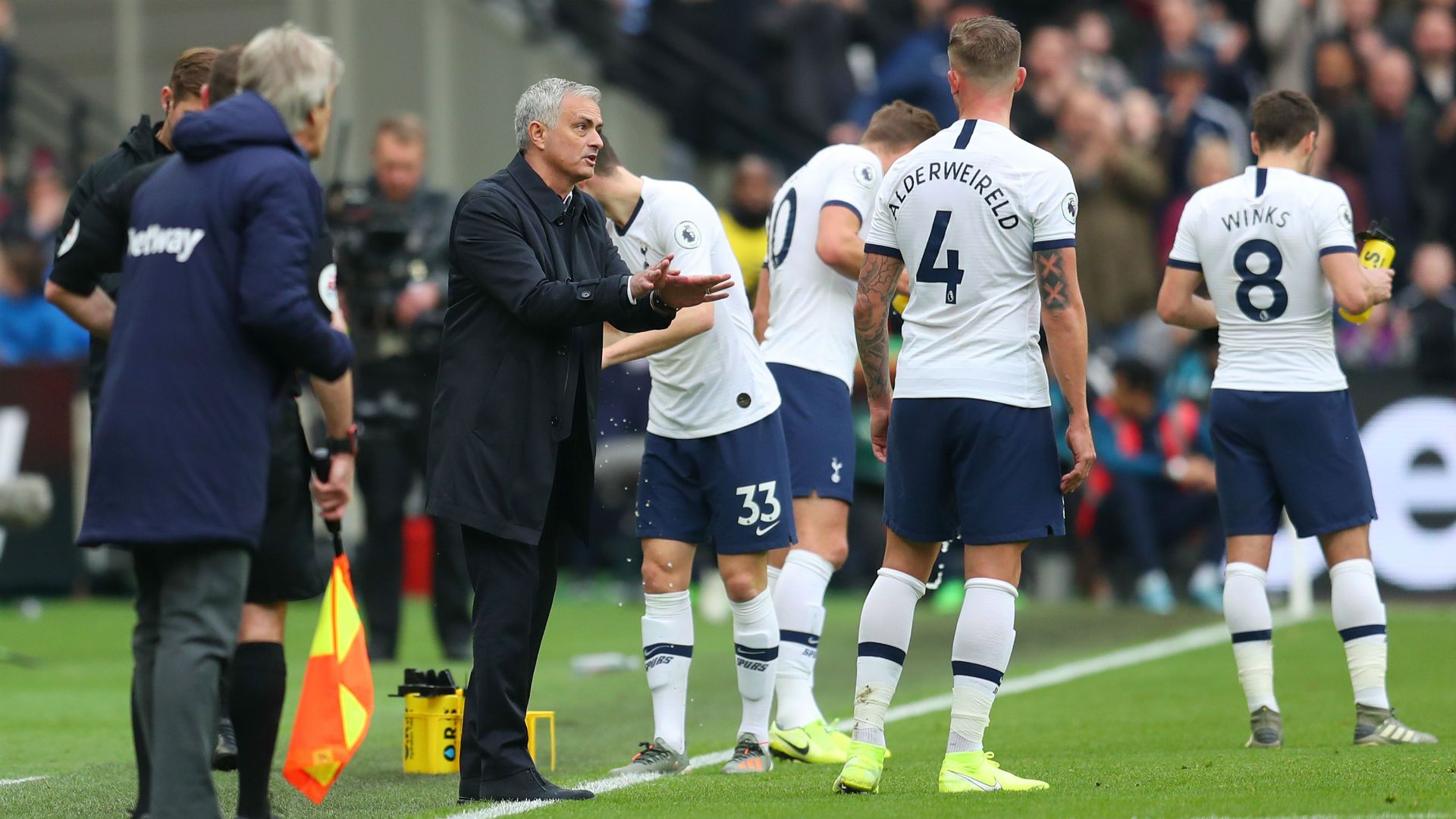 Mourinho West Ham Tottenham